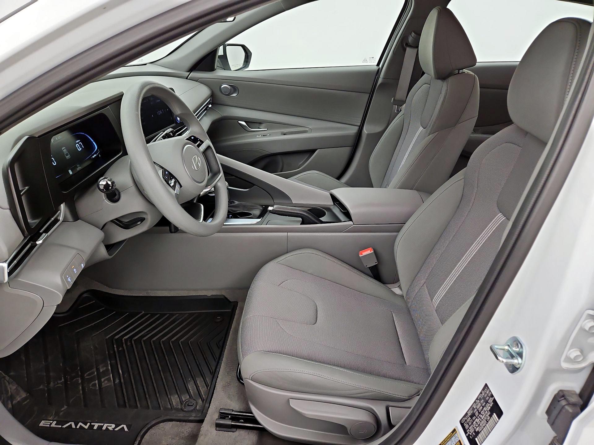 Thumbnail: 2025 Hyundai Elantra - 11