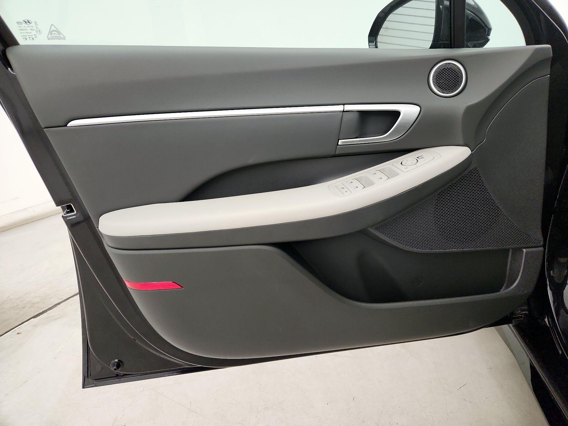 Thumbnail: 2026 Hyundai Sonata - 12