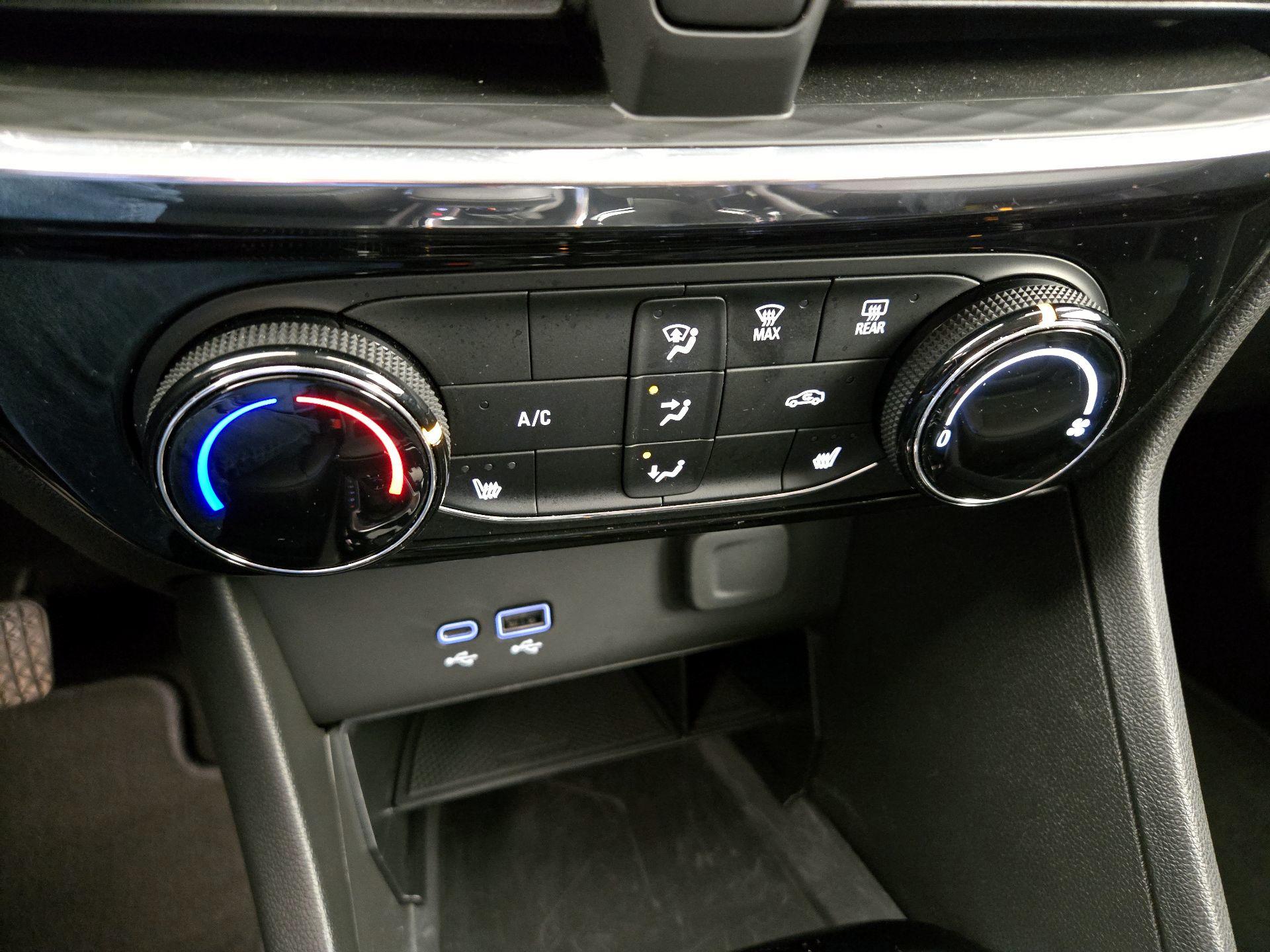 Thumbnail: 2025 Buick Encore GX - 16