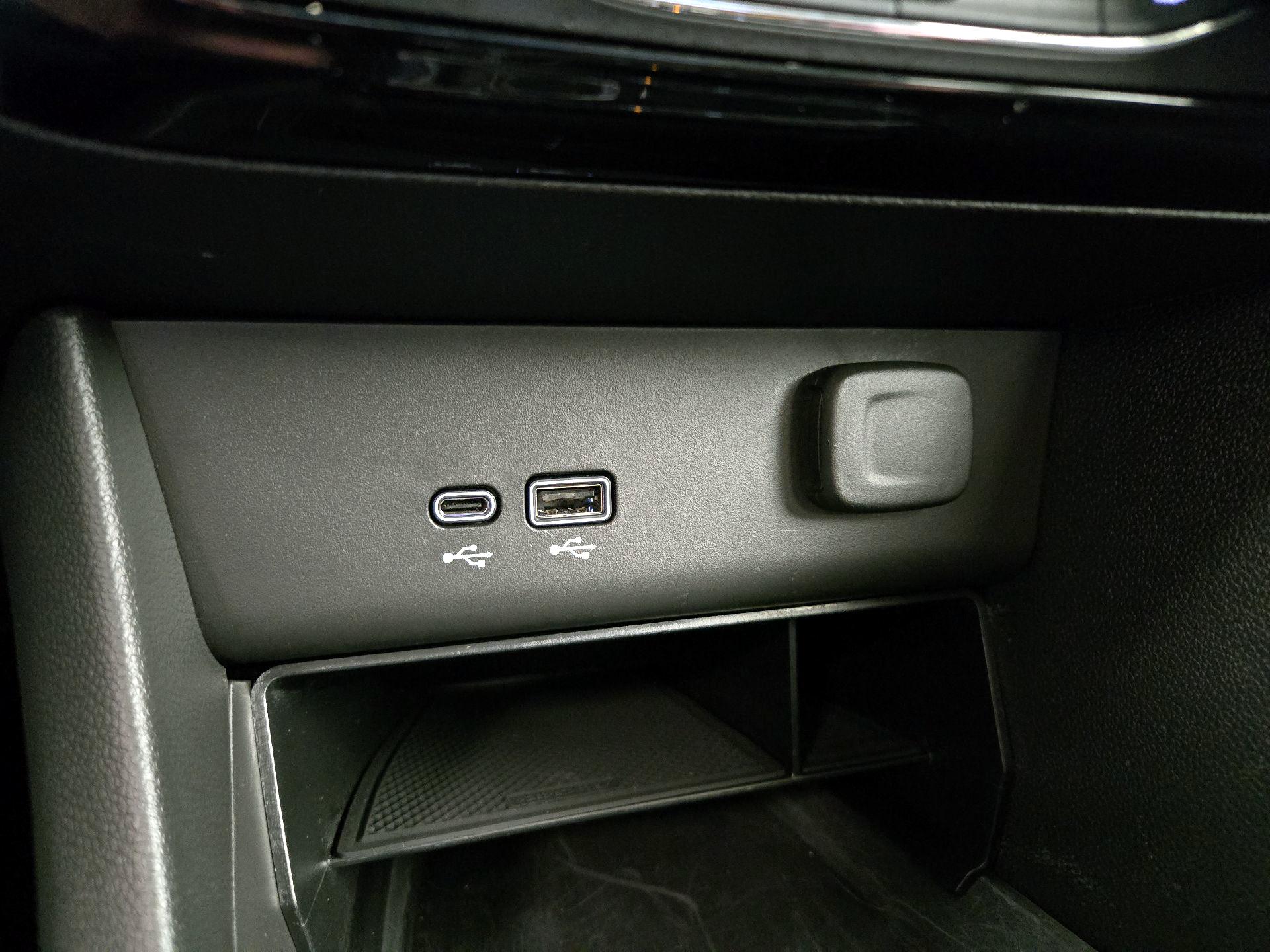 Thumbnail: 2025 Buick Encore GX - 18