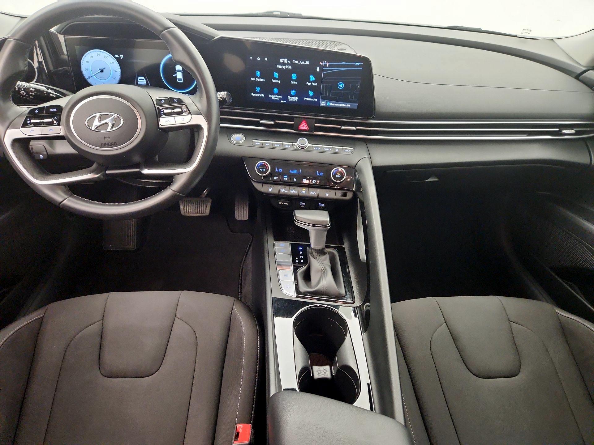 Thumbnail: 2023 Hyundai Elantra - 9