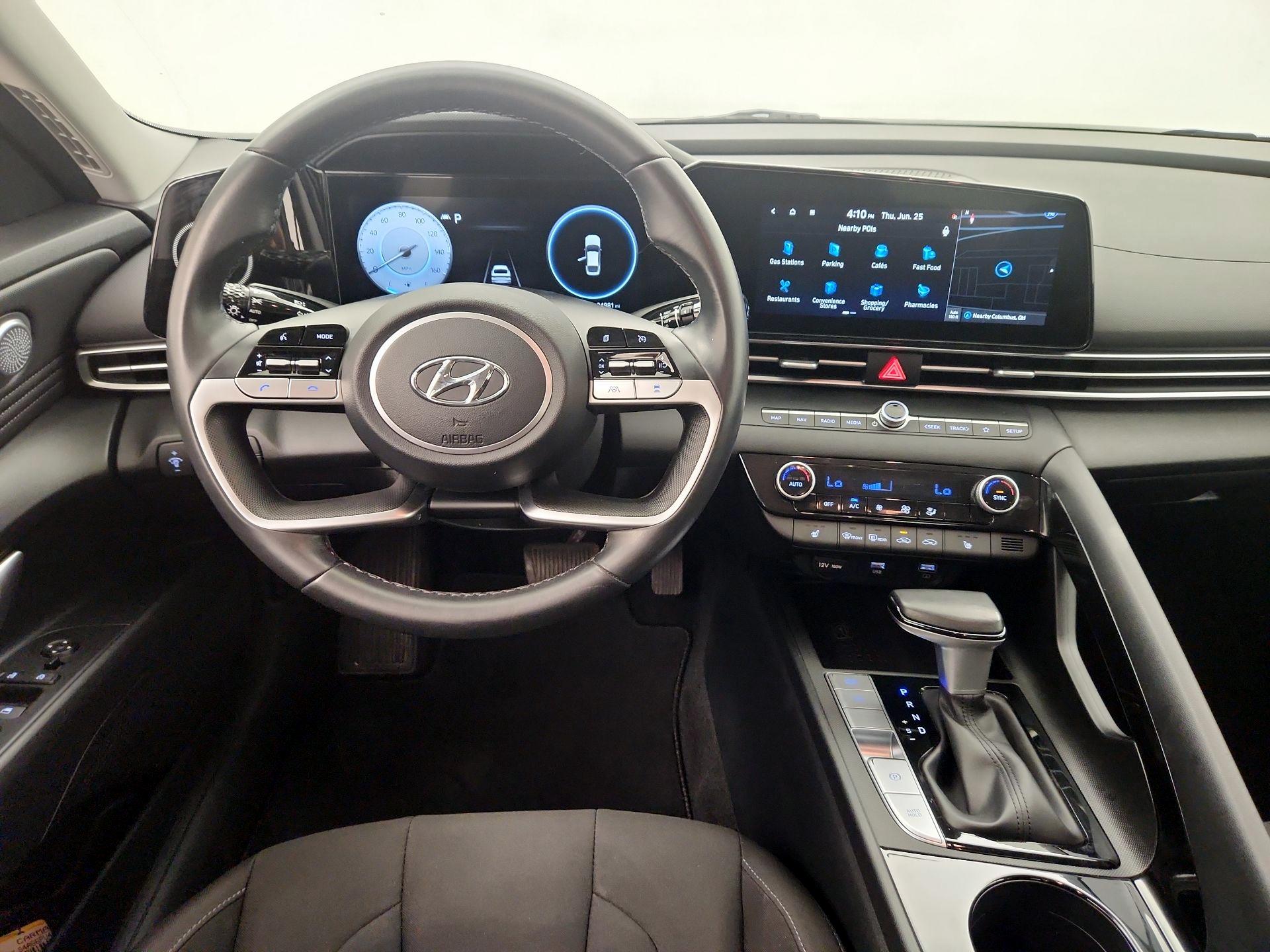 Thumbnail: 2023 Hyundai Elantra - 10