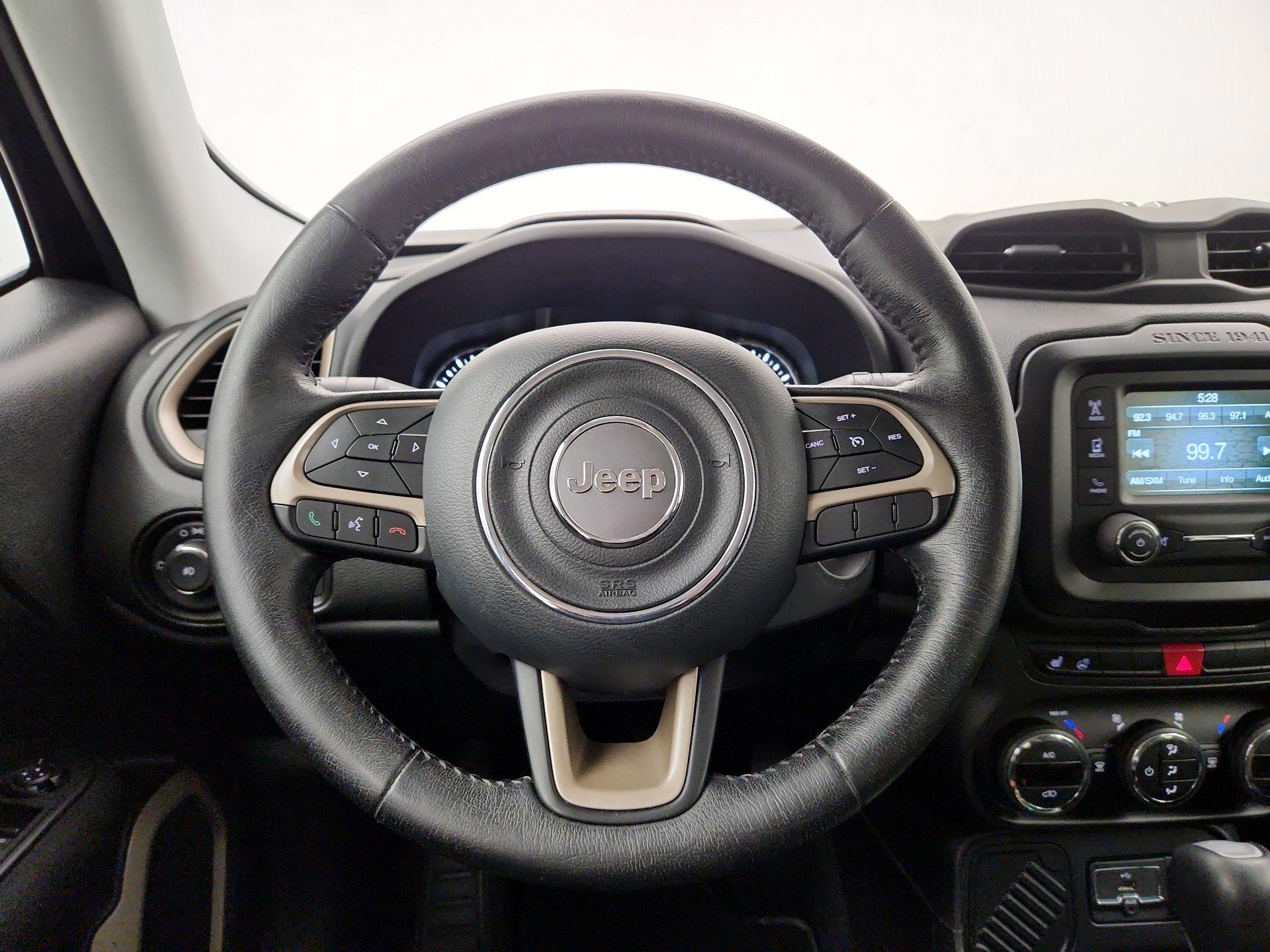 Thumbnail: 2015 Jeep Renegade - 10