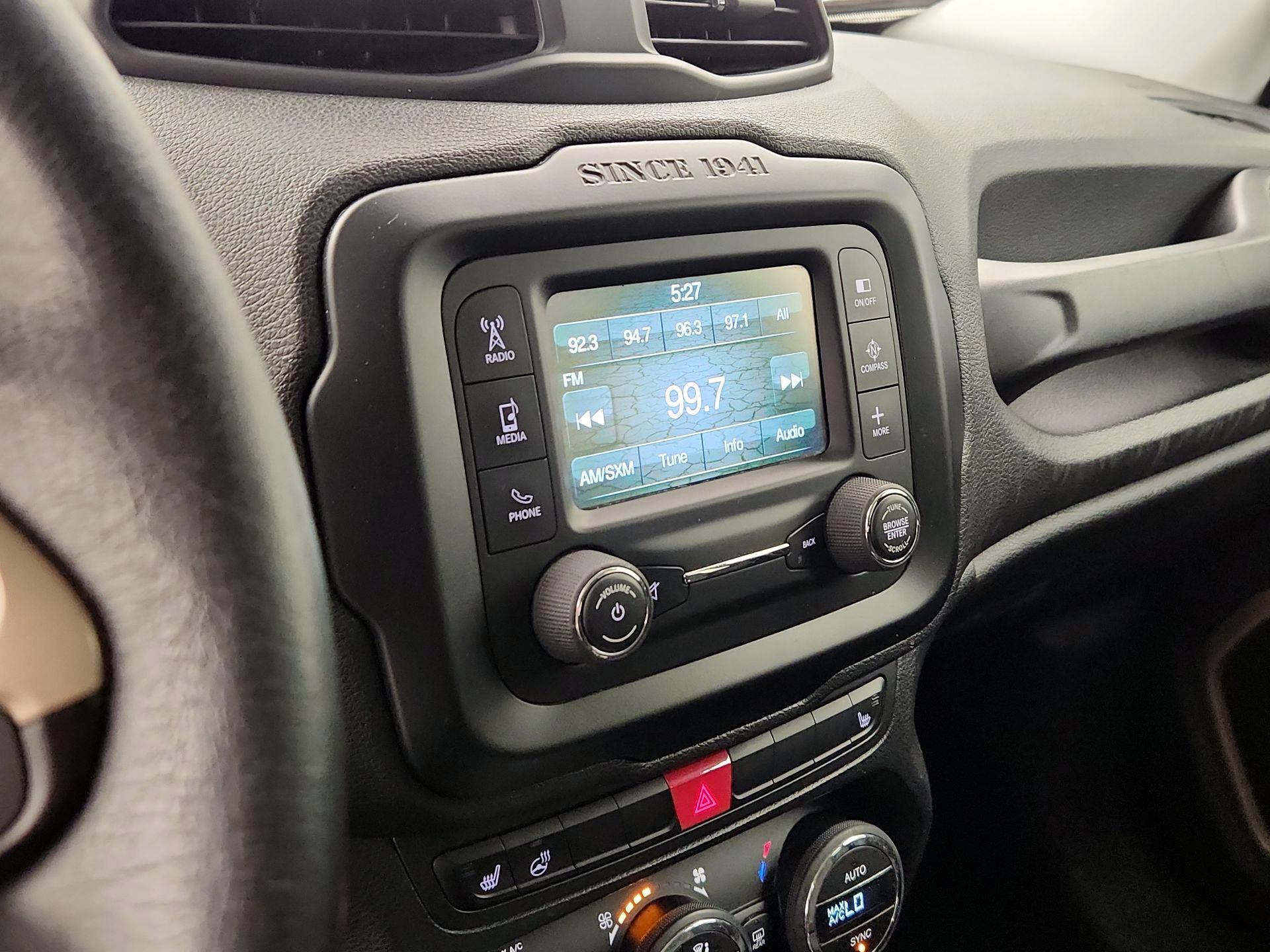 Thumbnail: 2015 Jeep Renegade - 15