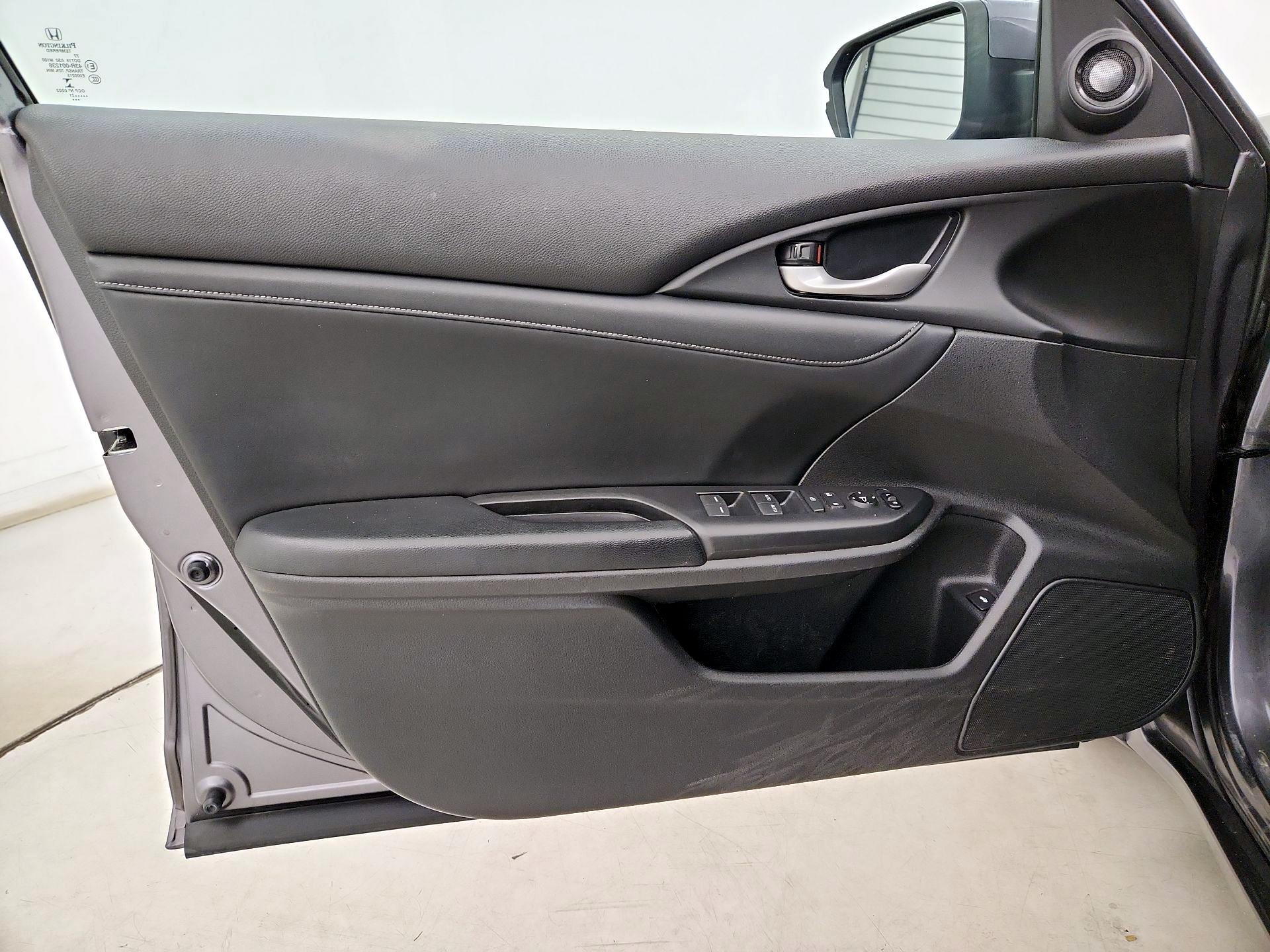 Thumbnail: 2022 Honda Insight - 12