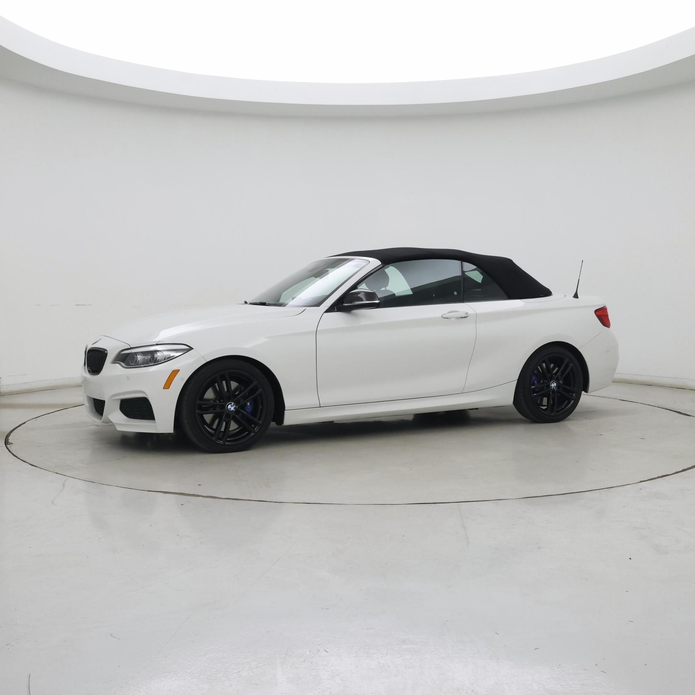Thumbnail: 2019 BMW 2 Series - 4