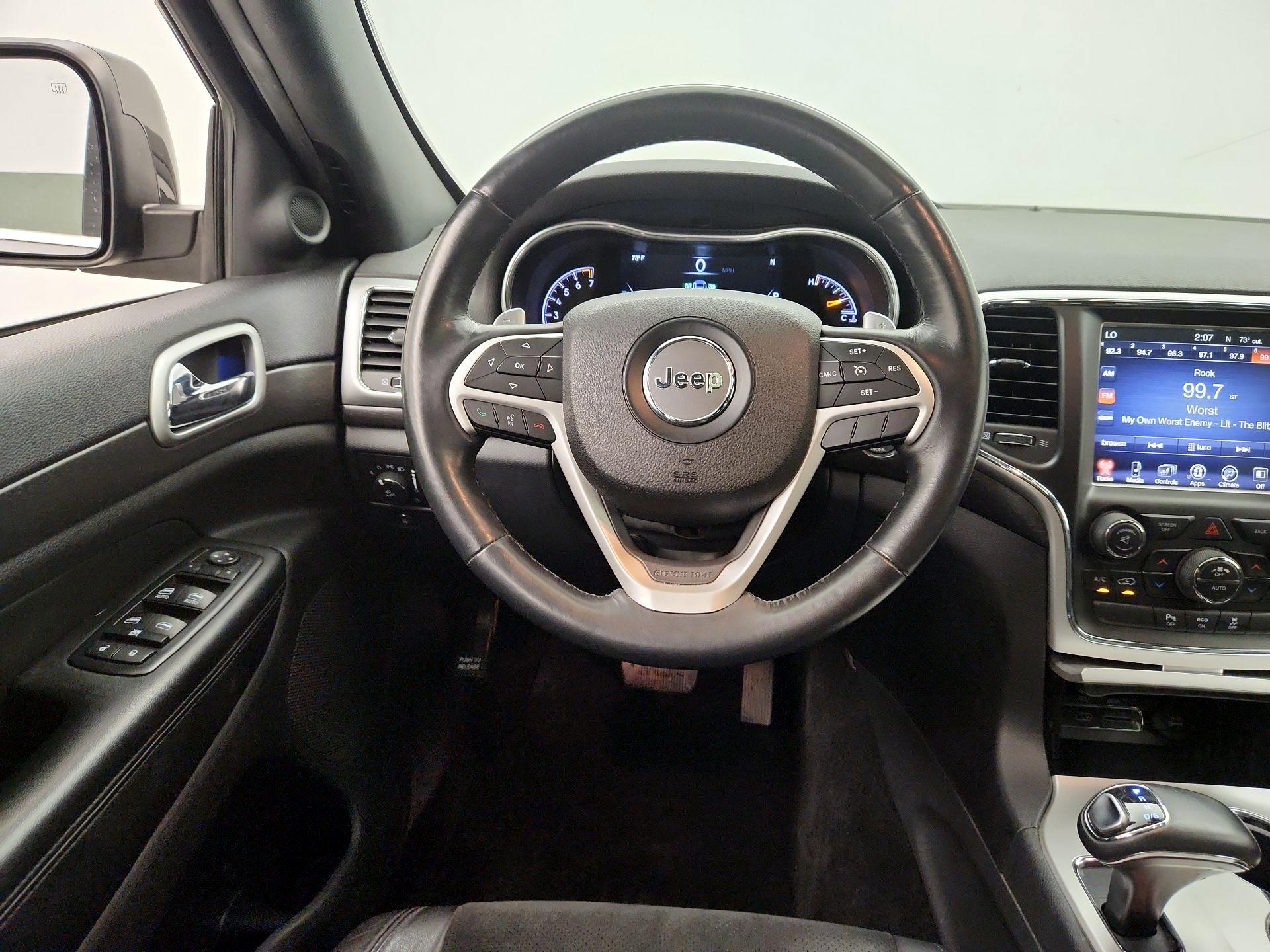 Thumbnail: 2015 Jeep Grand Cherokee - 10