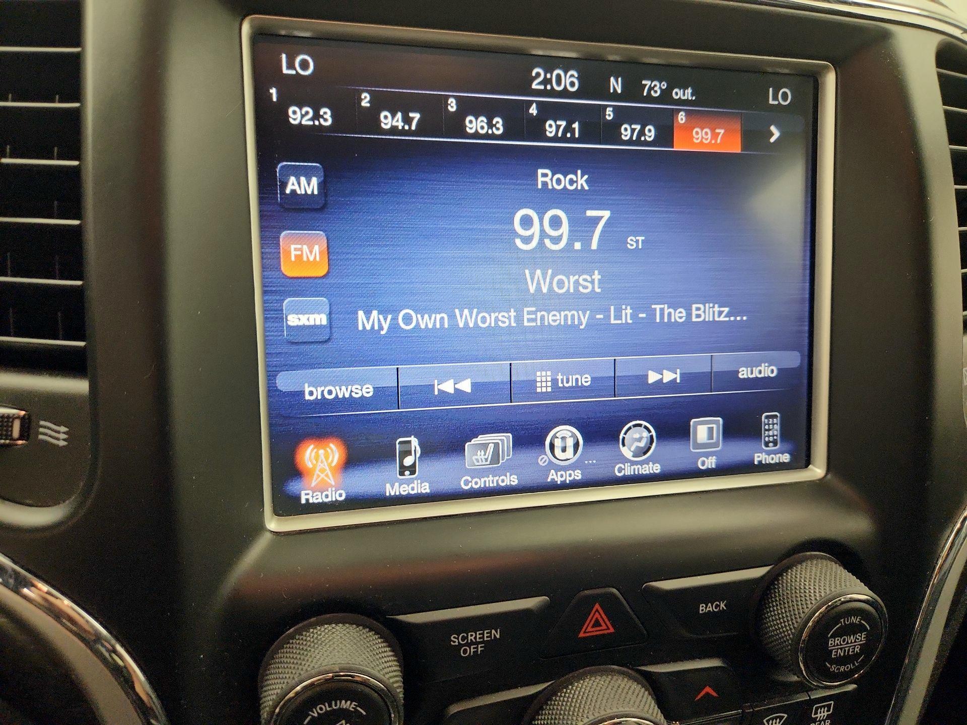 Thumbnail: 2015 Jeep Grand Cherokee - 15