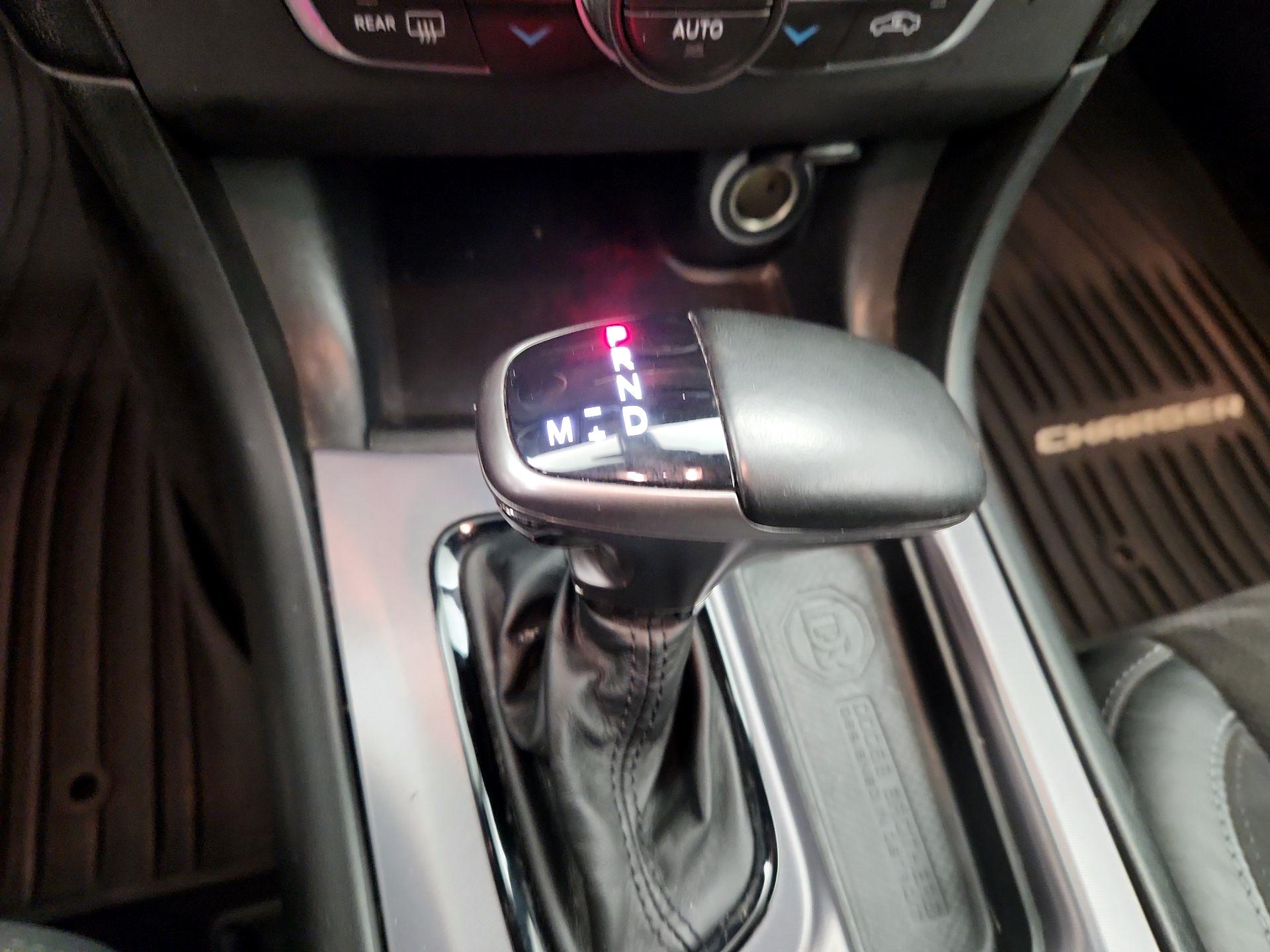 Thumbnail: 2020 Dodge Charger - 17