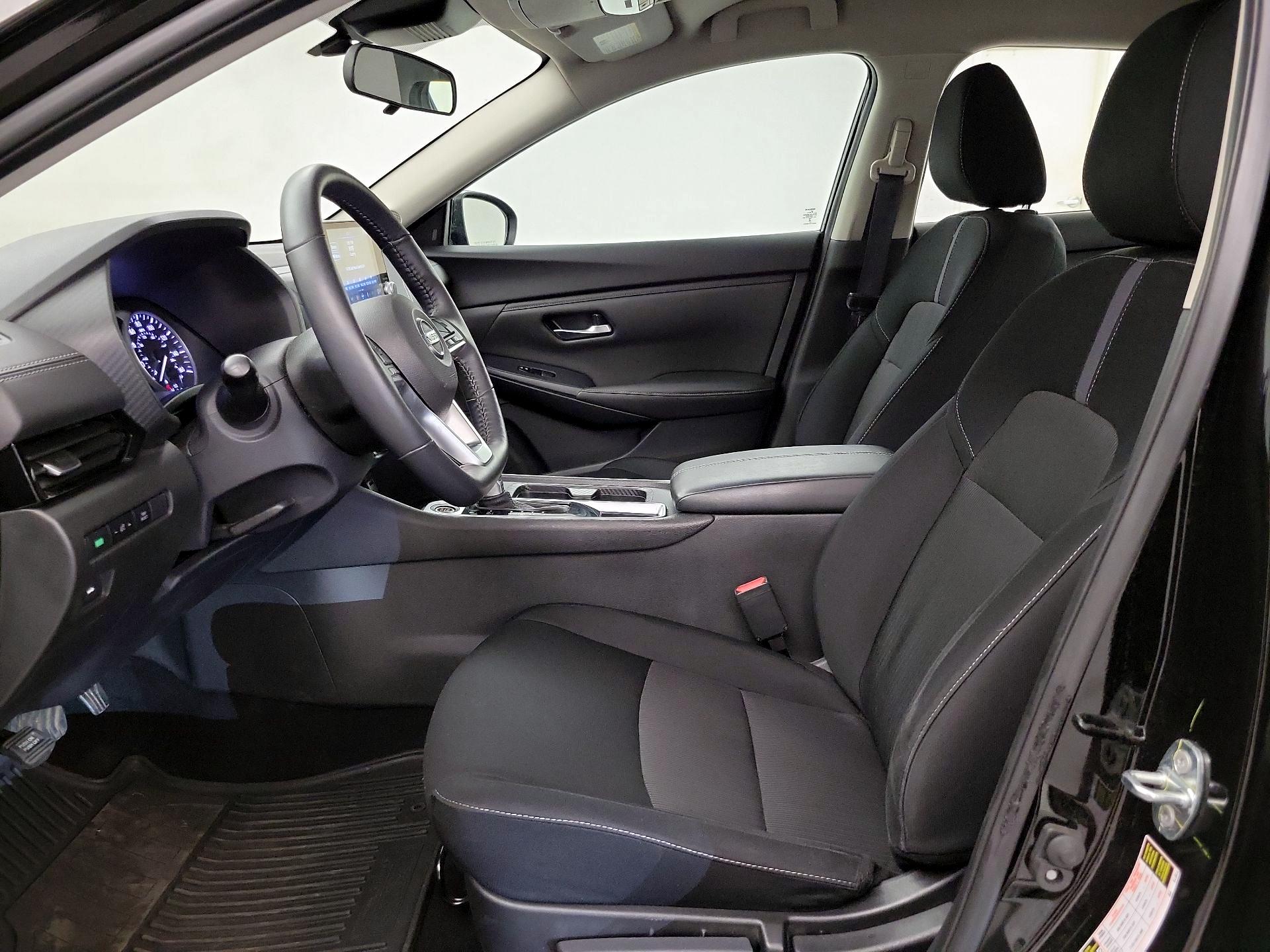 Thumbnail: 2023 Nissan Sentra - 11