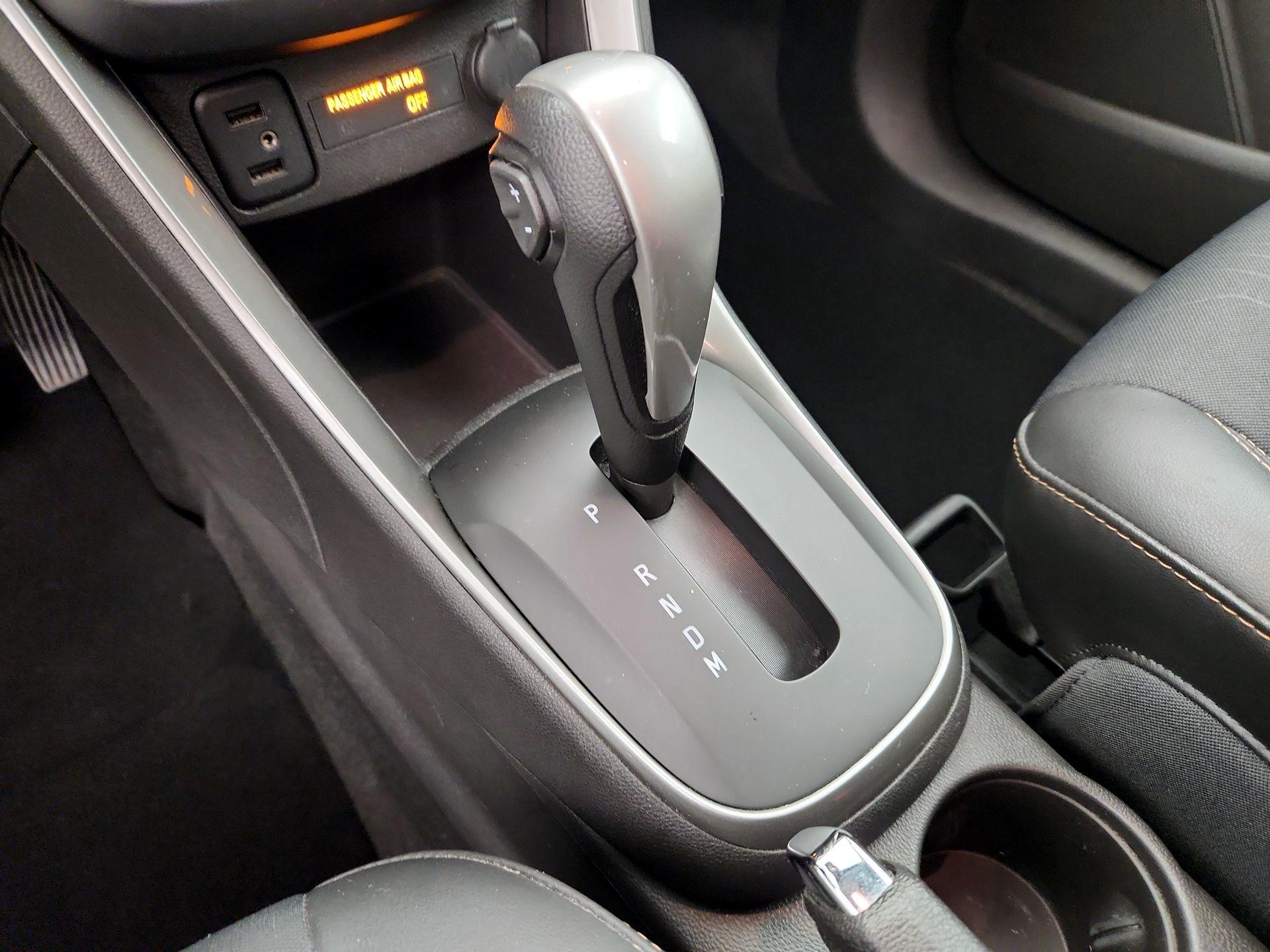 Thumbnail: 2018 Chevrolet Trax - 17