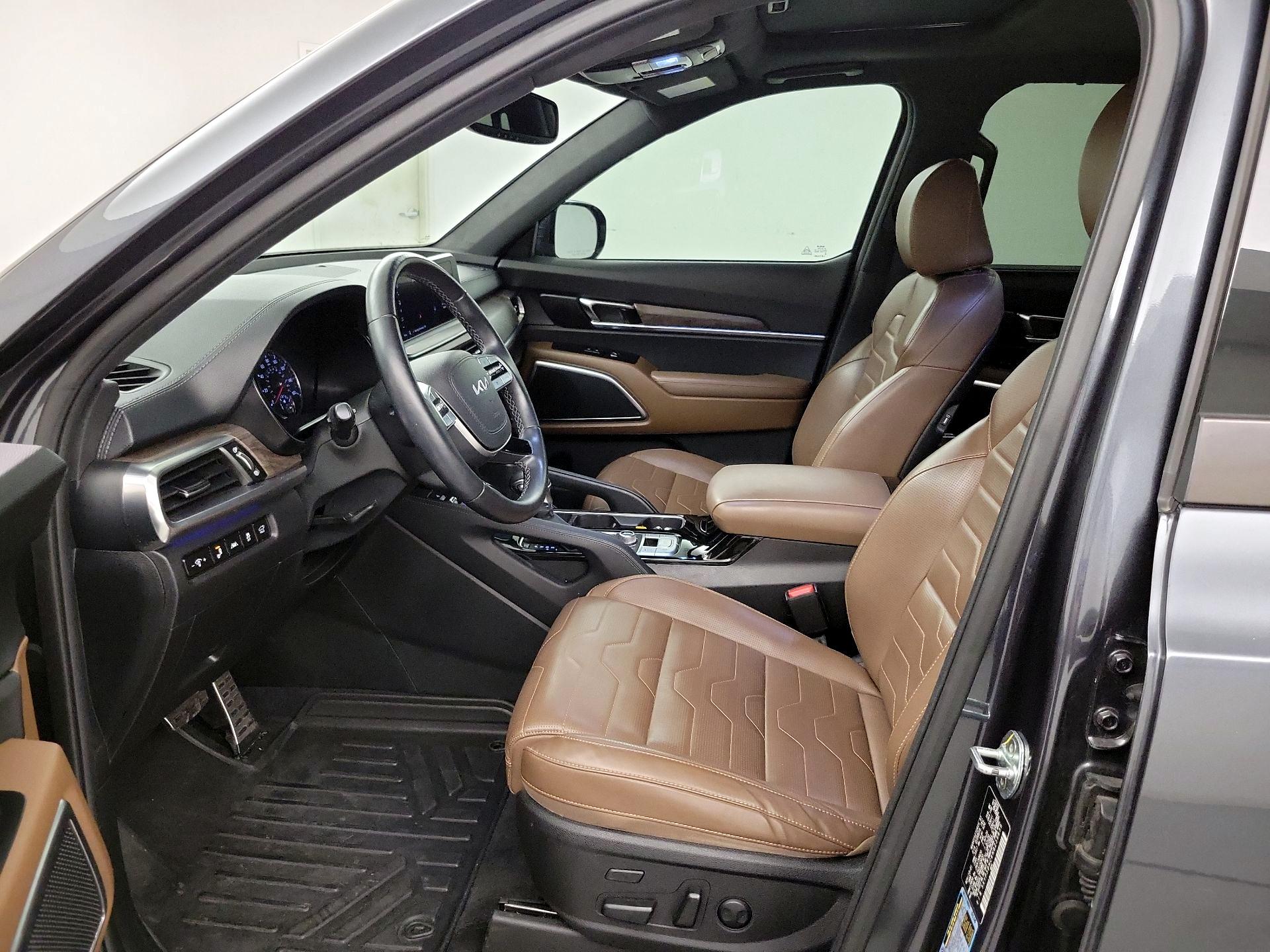 Thumbnail: 2022 Kia Telluride - 11
