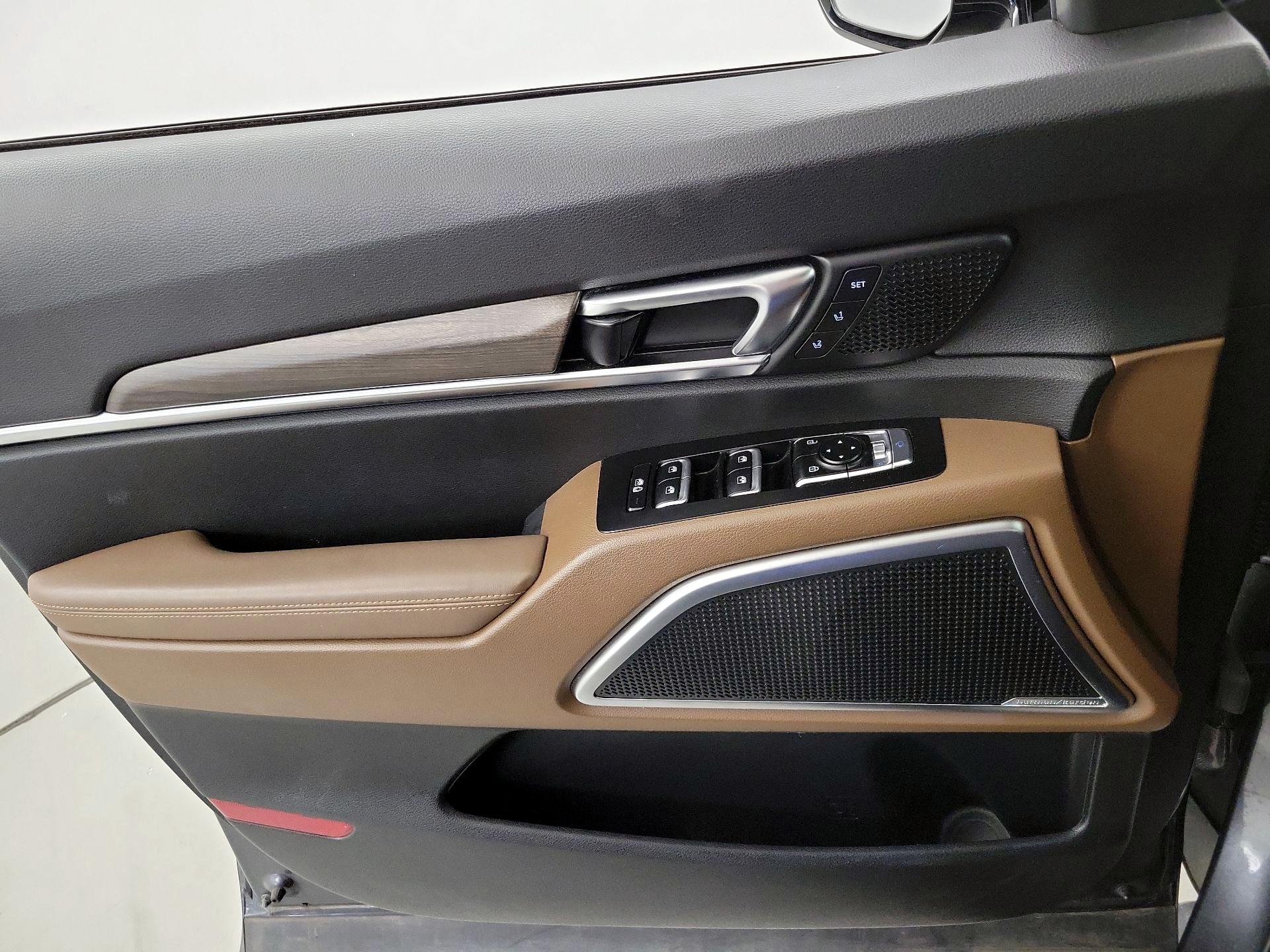 Thumbnail: 2022 Kia Telluride - 12