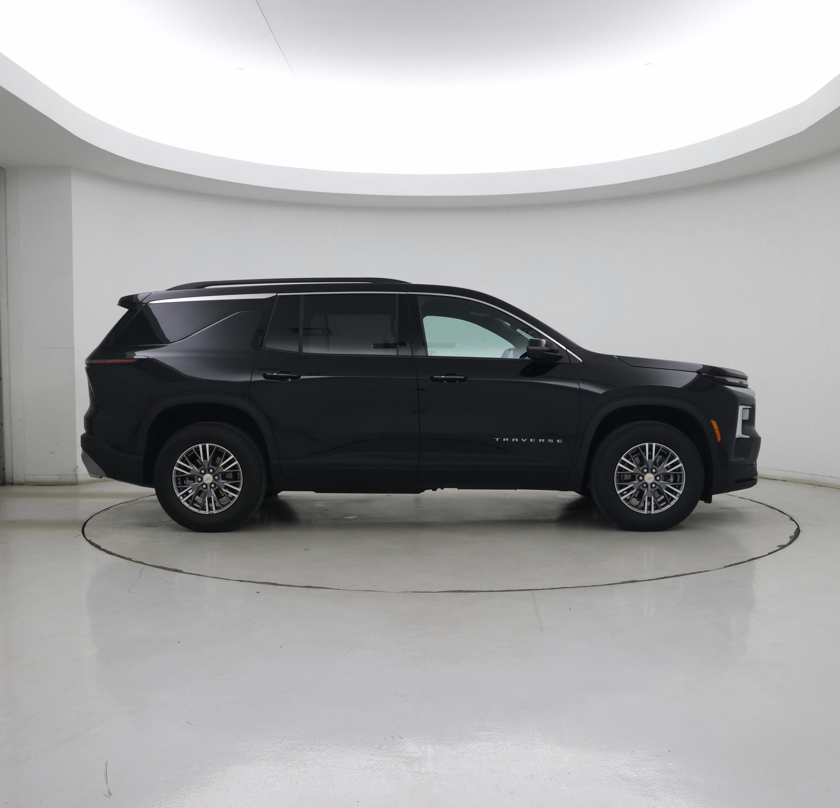 Thumbnail: 2025 Chevrolet Traverse - 7