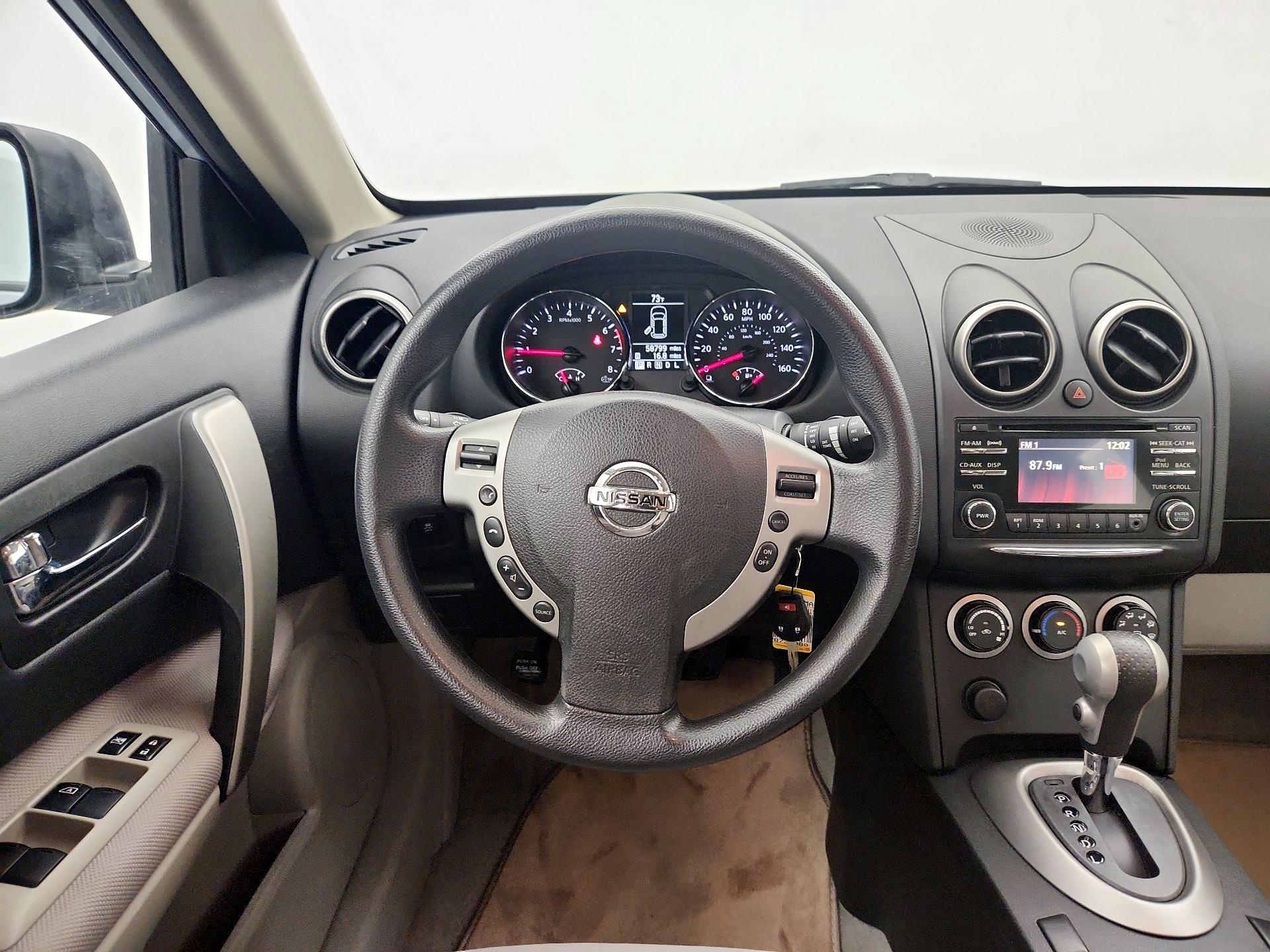 Thumbnail: 2015 Nissan Rogue - 10