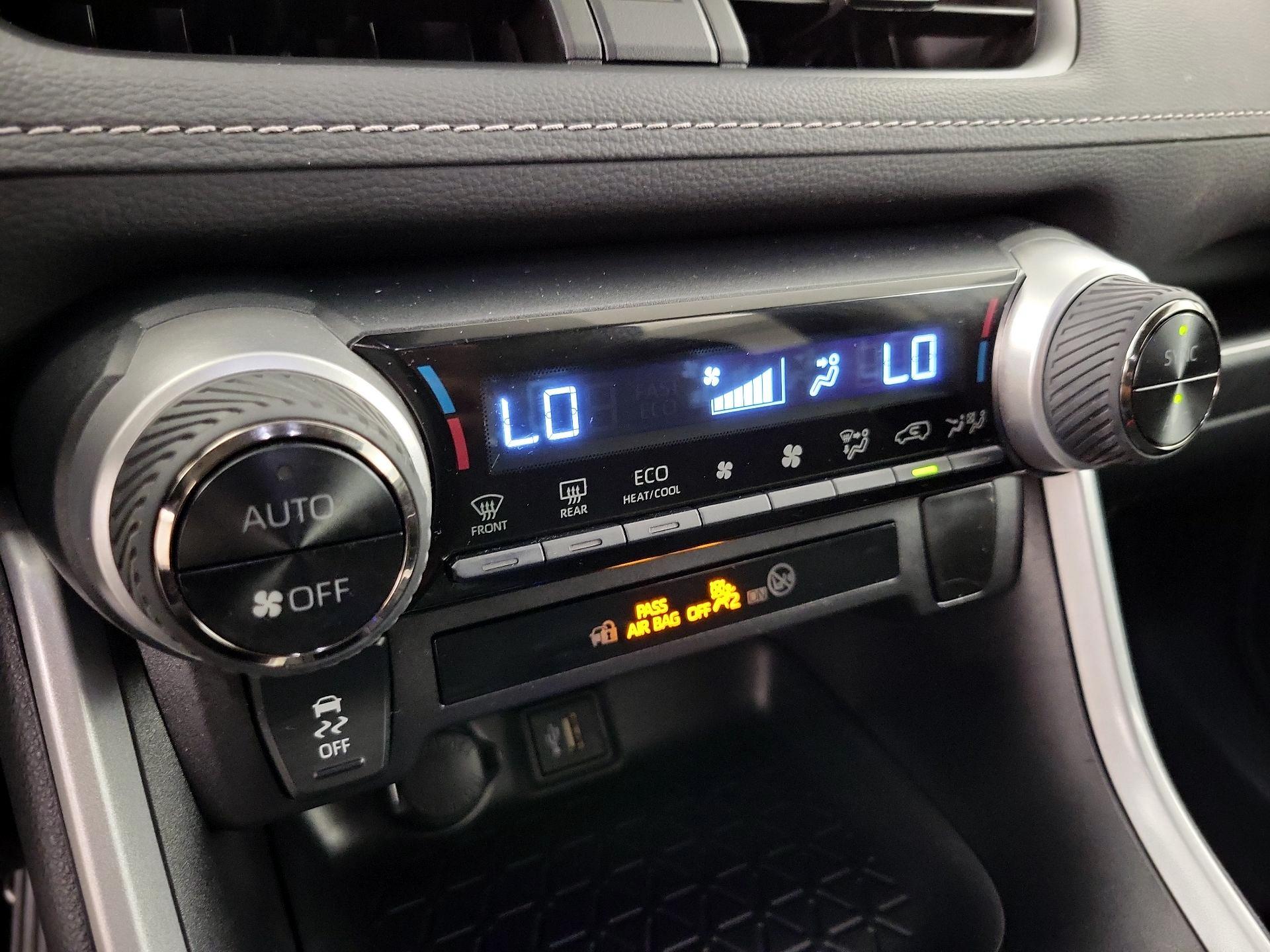 Thumbnail: 2025 Toyota RAV4 - 16