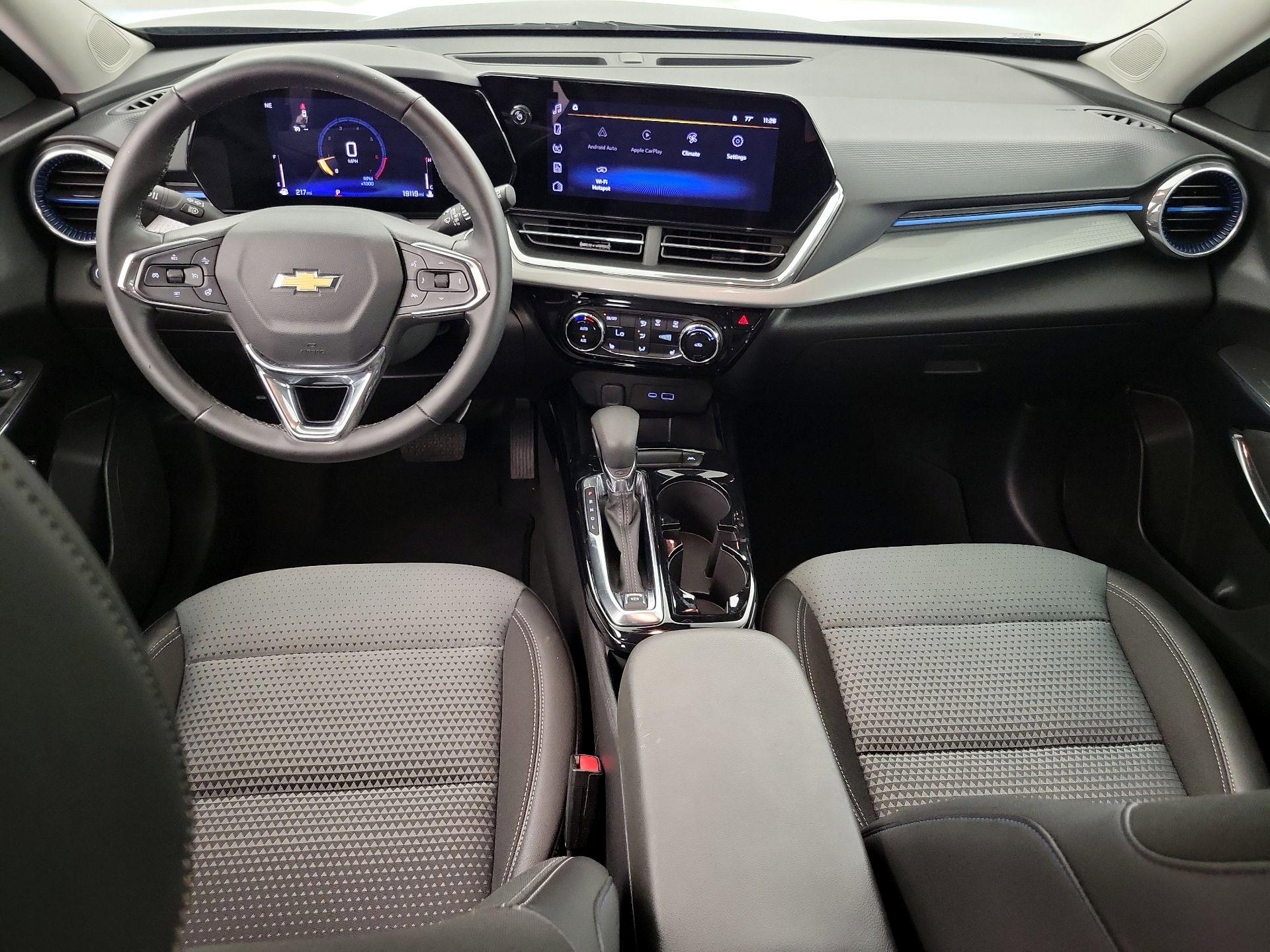 Thumbnail: 2025 Chevrolet Trax - 9