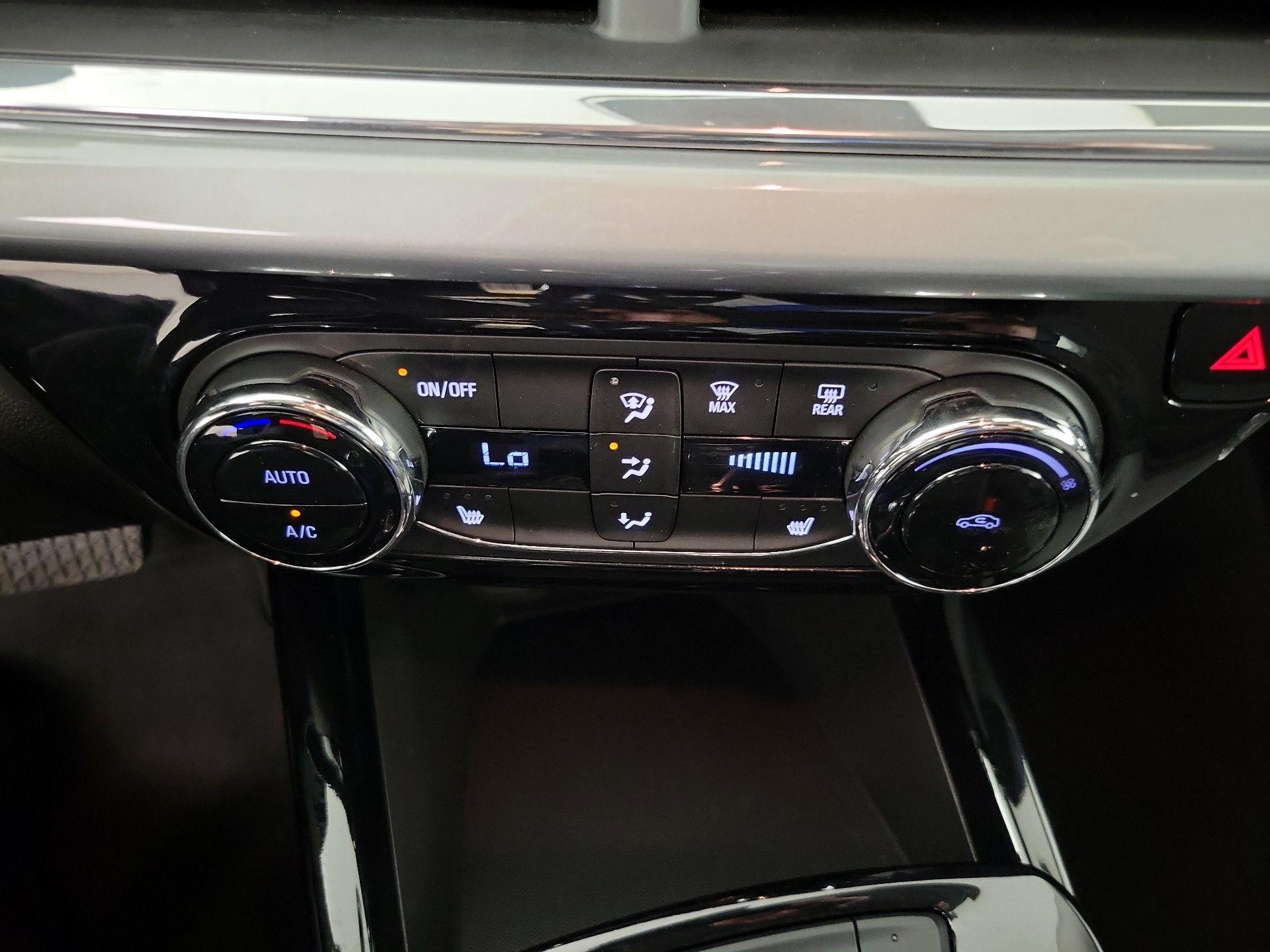 Thumbnail: 2025 Chevrolet Trax - 16