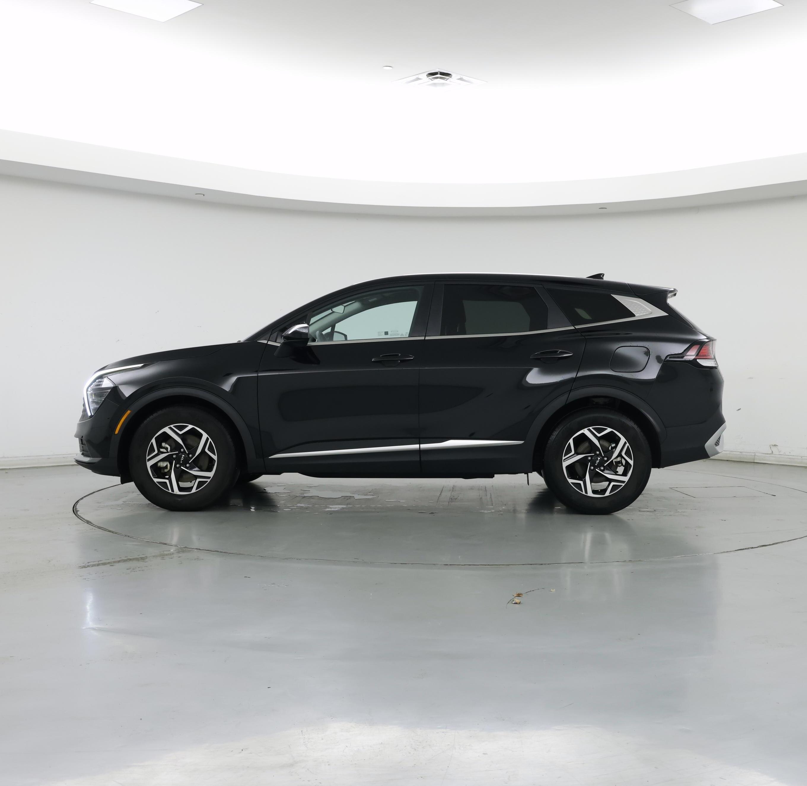 Thumbnail: 2025 Kia Sportage - 3
