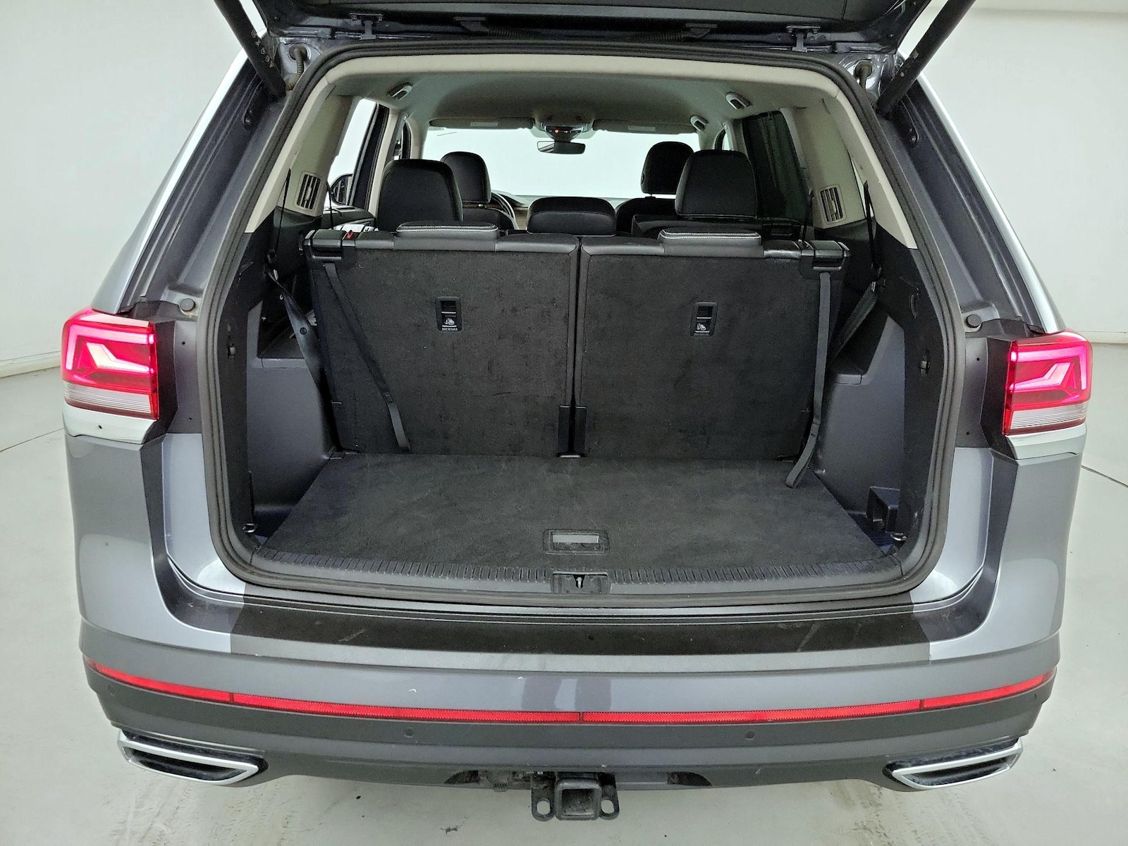 2025 Volkswagen Atlas SE w/Tech - Photo 22