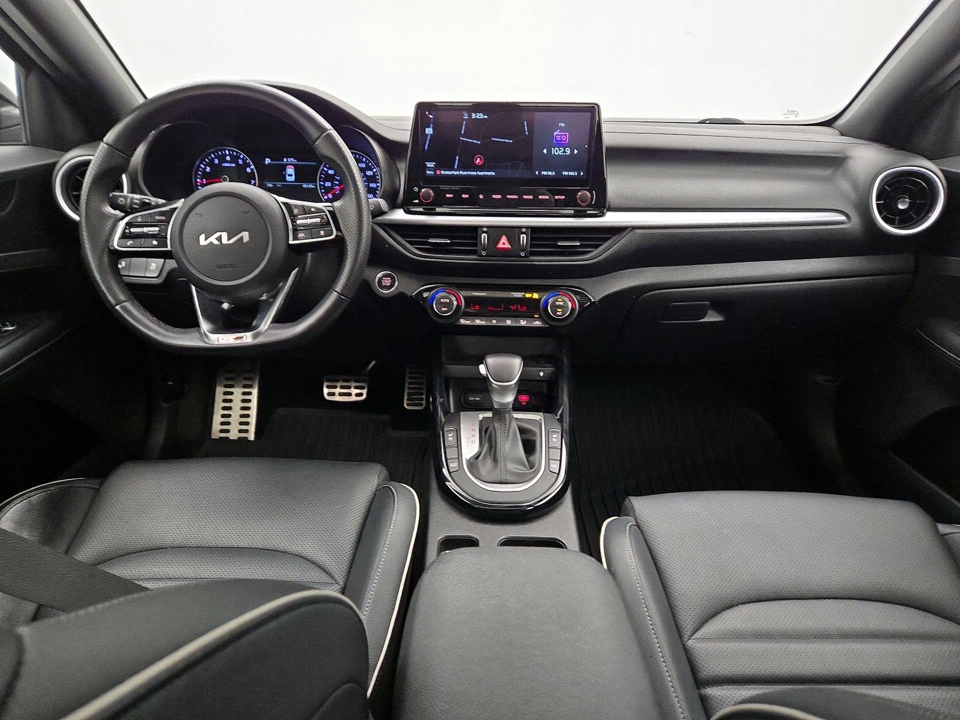 Thumbnail: 2022 Kia Forte - 9