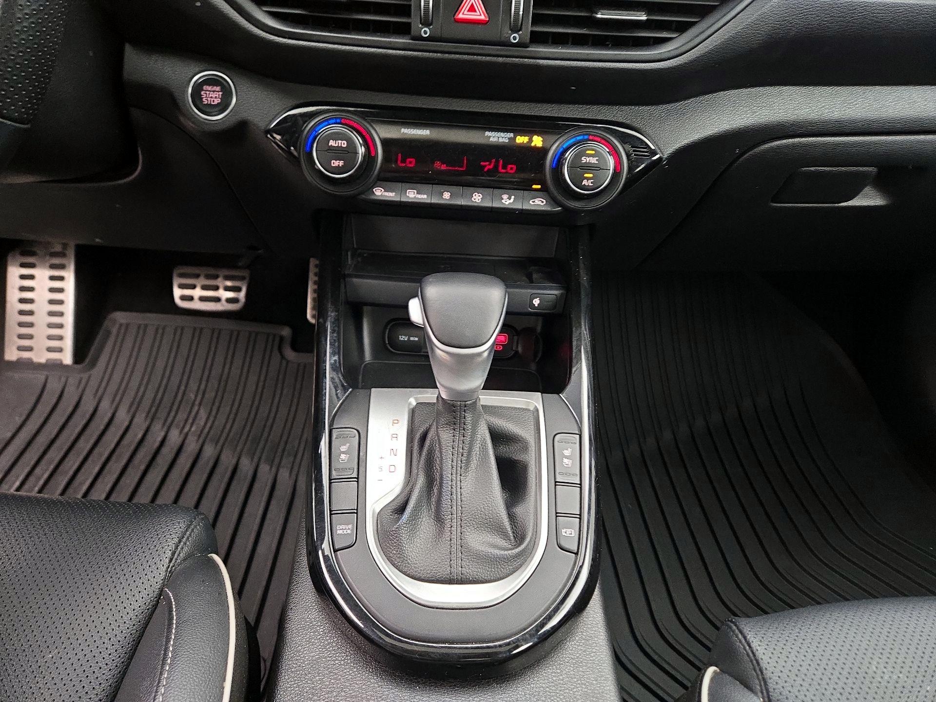 Thumbnail: 2022 Kia Forte - 18