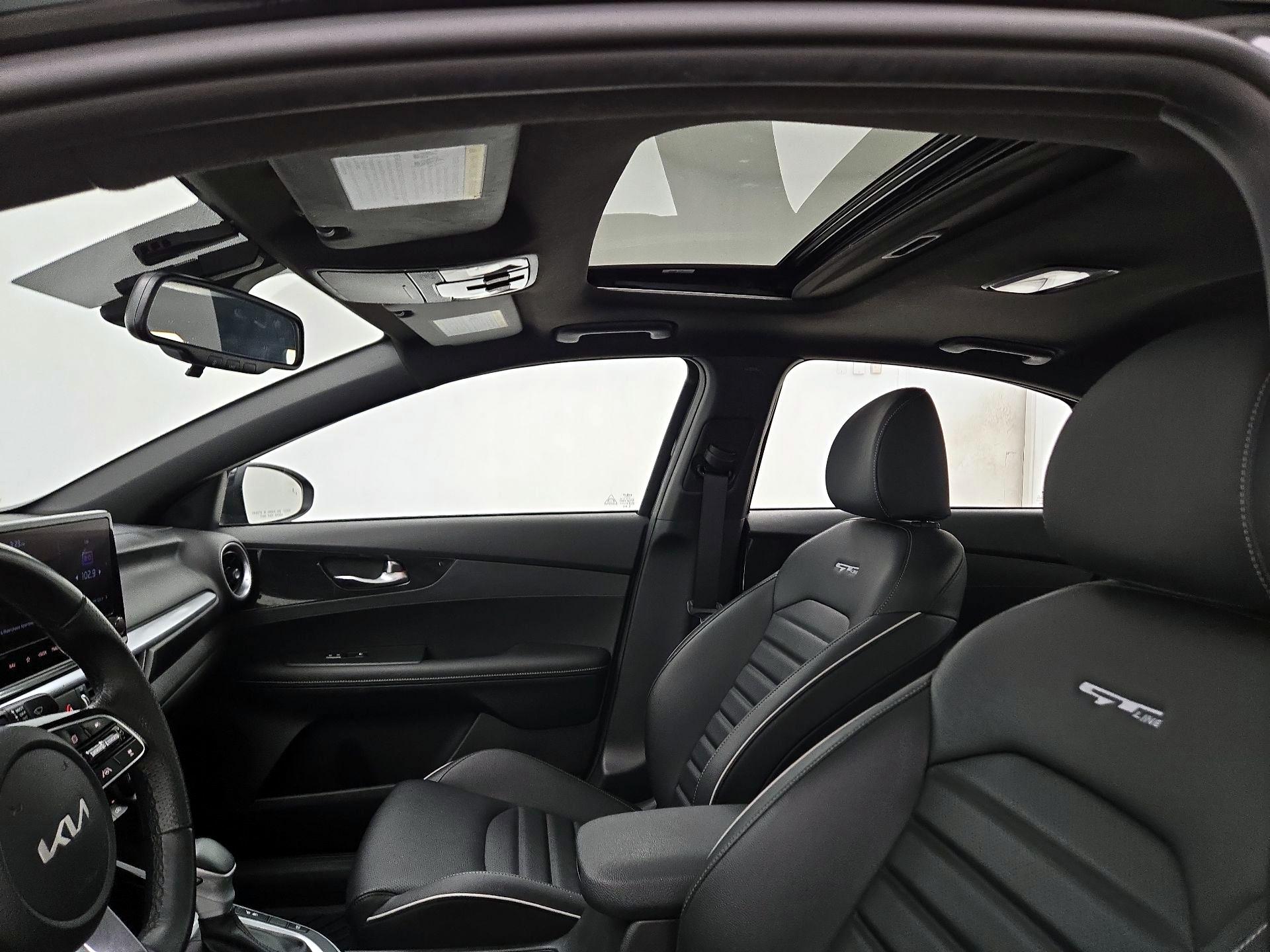 Thumbnail: 2022 Kia Forte - 20