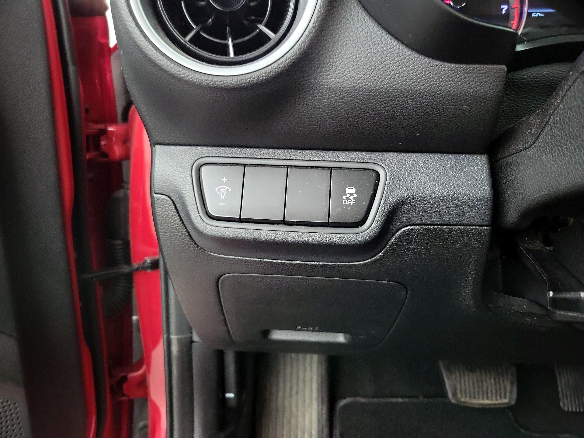 Thumbnail: 2023 Kia Forte - 13