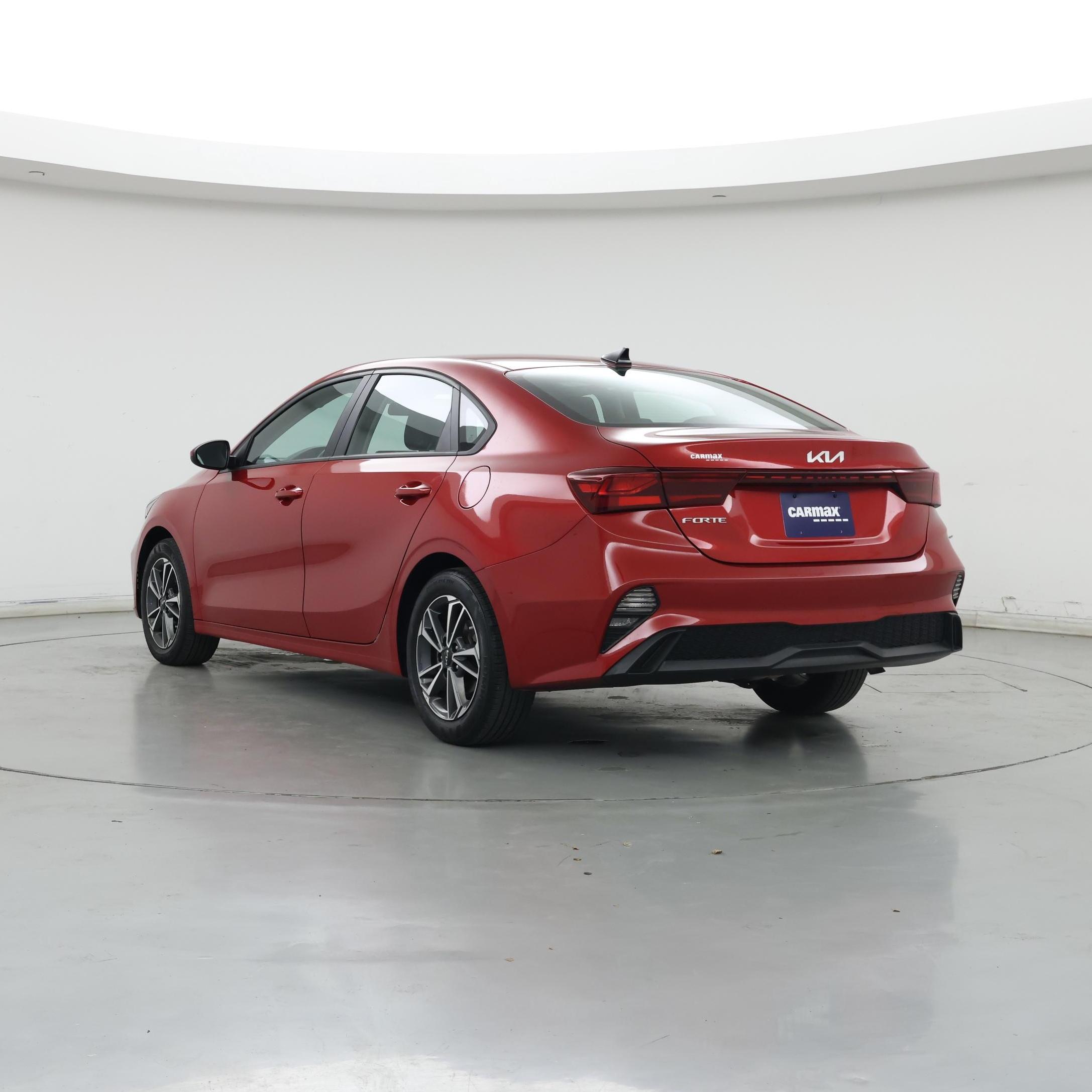 Thumbnail: 2023 Kia Forte - 2