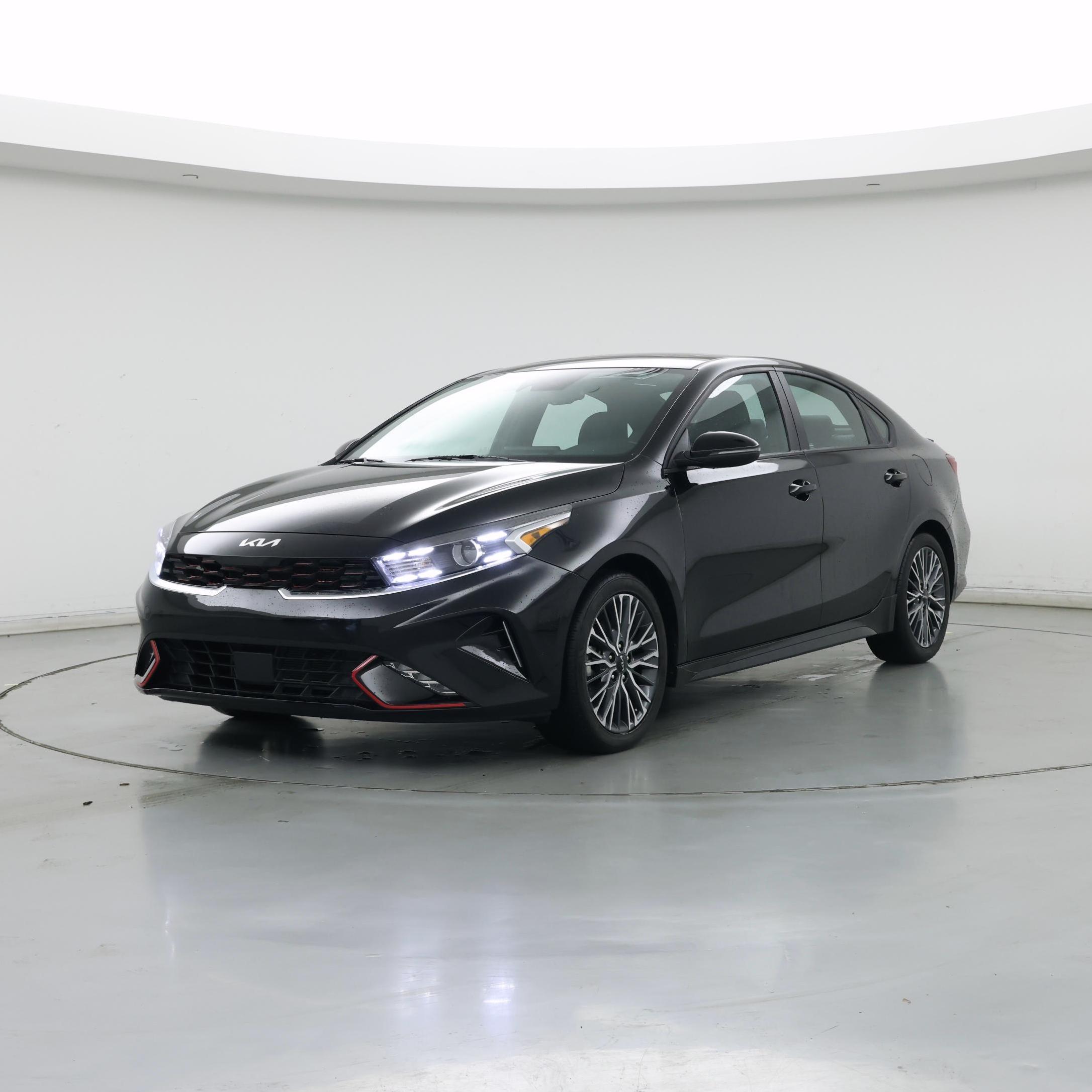 Thumbnail: 2023 Kia Forte - 4