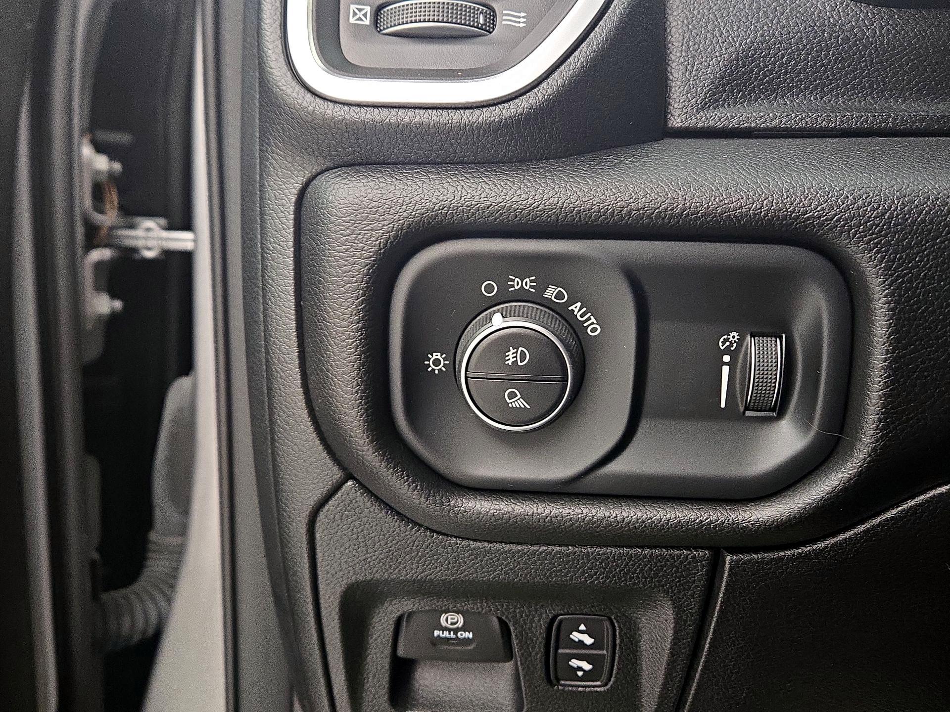 Thumbnail: 2024 RAM 1500 - 13