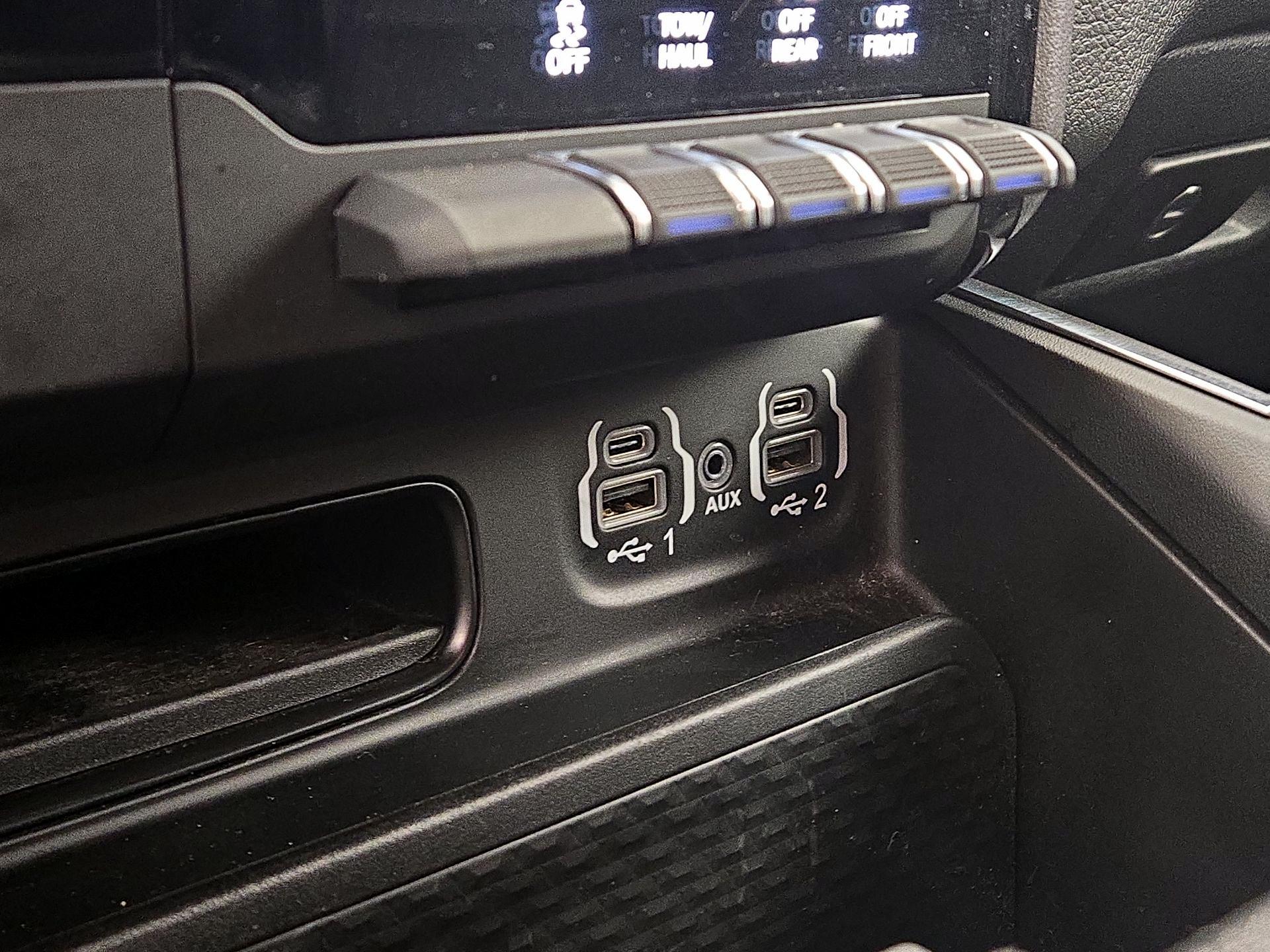 Thumbnail: 2024 RAM 1500 - 18