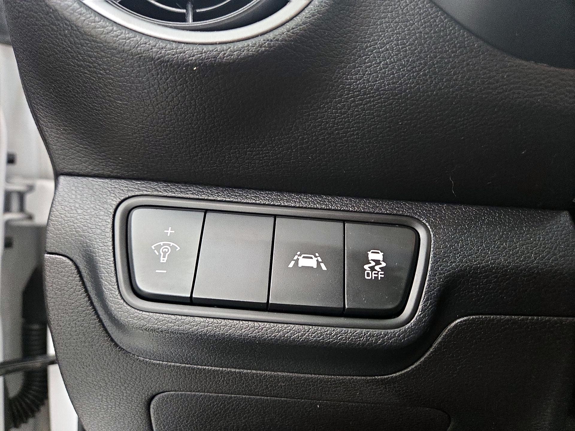 Thumbnail: 2021 Kia Forte - 13