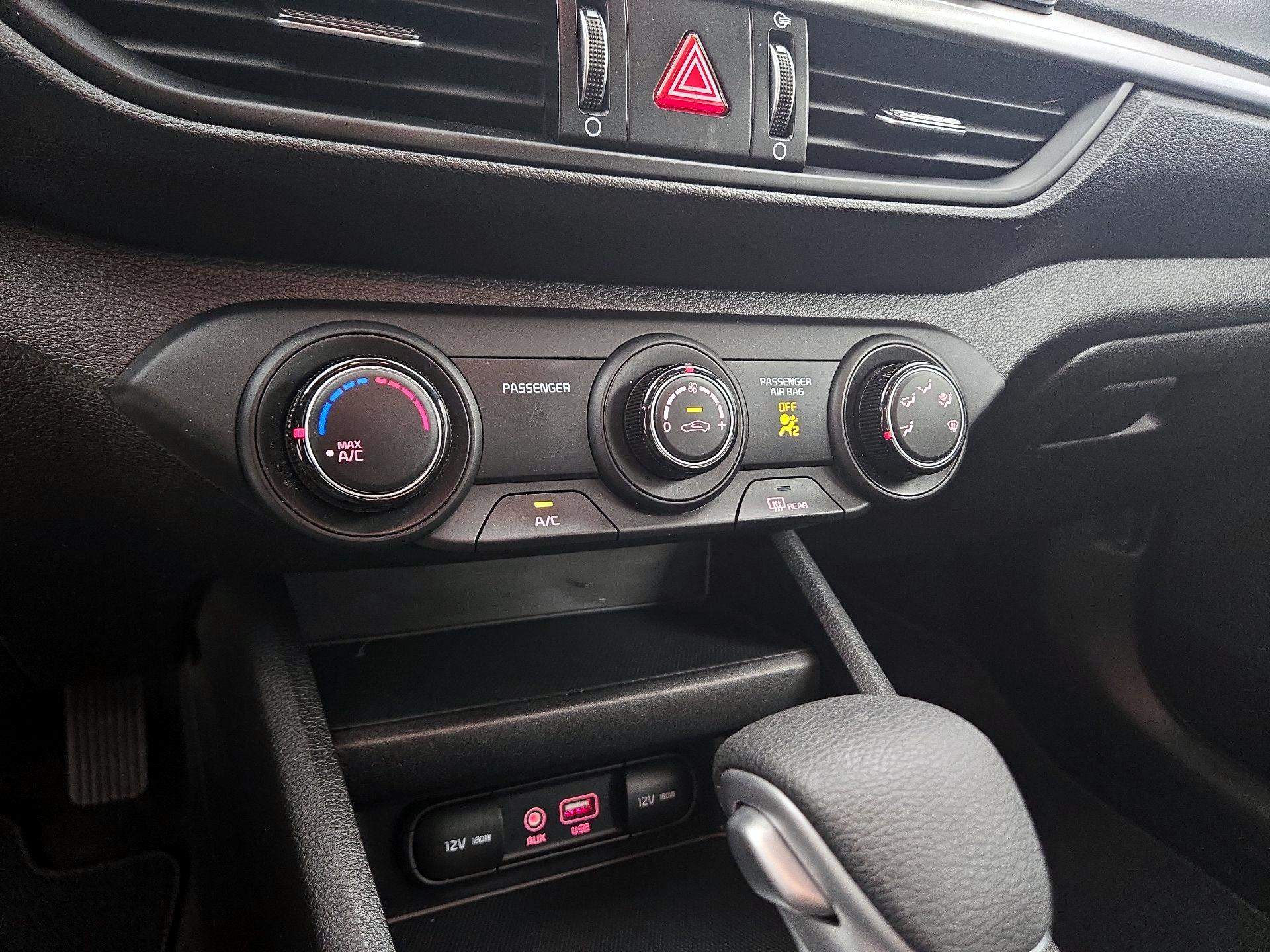 Thumbnail: 2021 Kia Forte - 16
