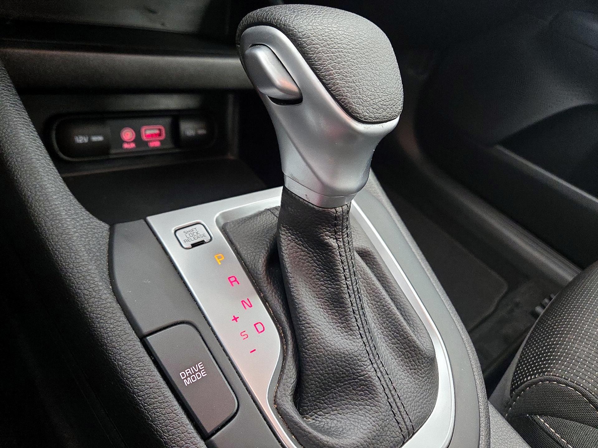 Thumbnail: 2021 Kia Forte - 17