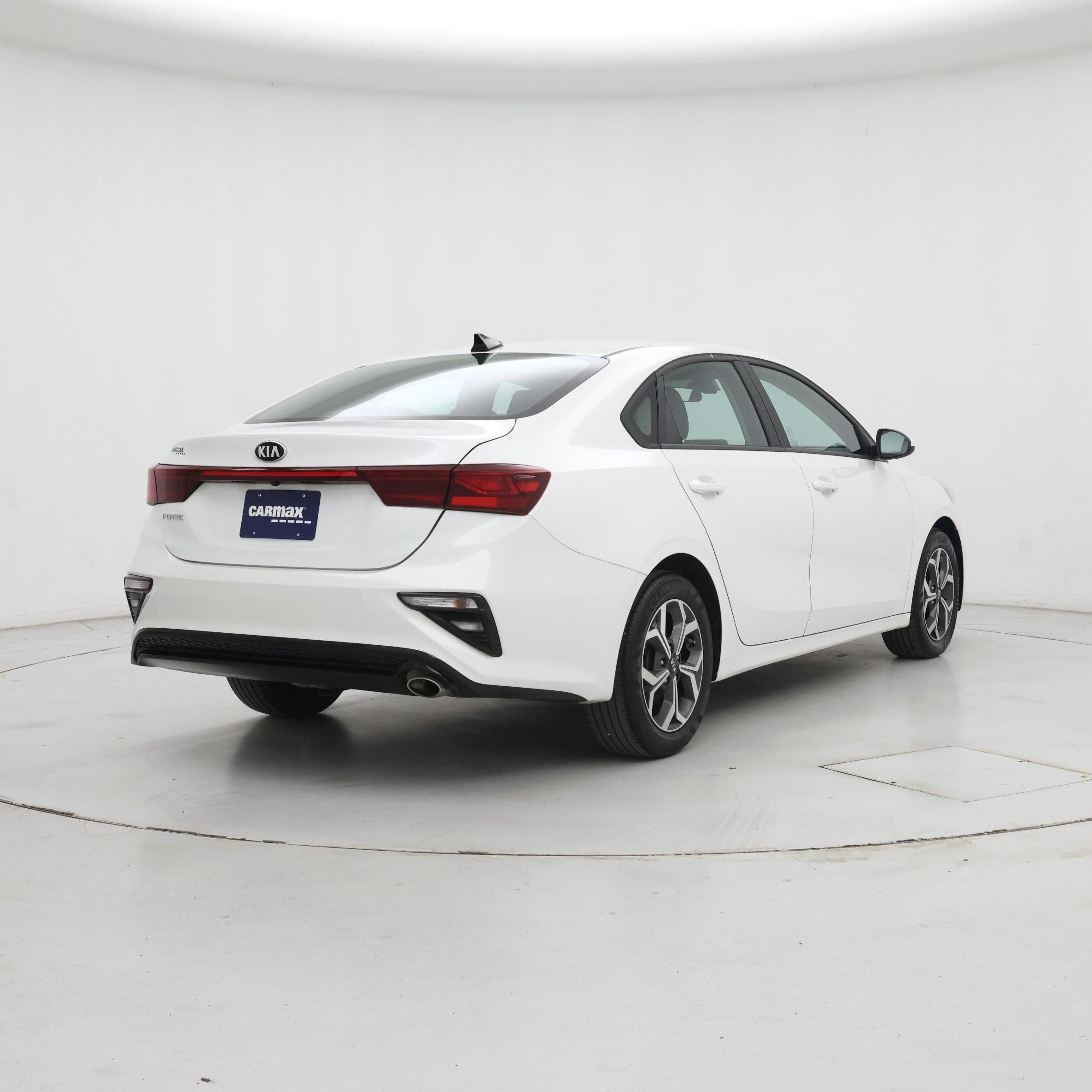 Thumbnail: 2021 Kia Forte - 8