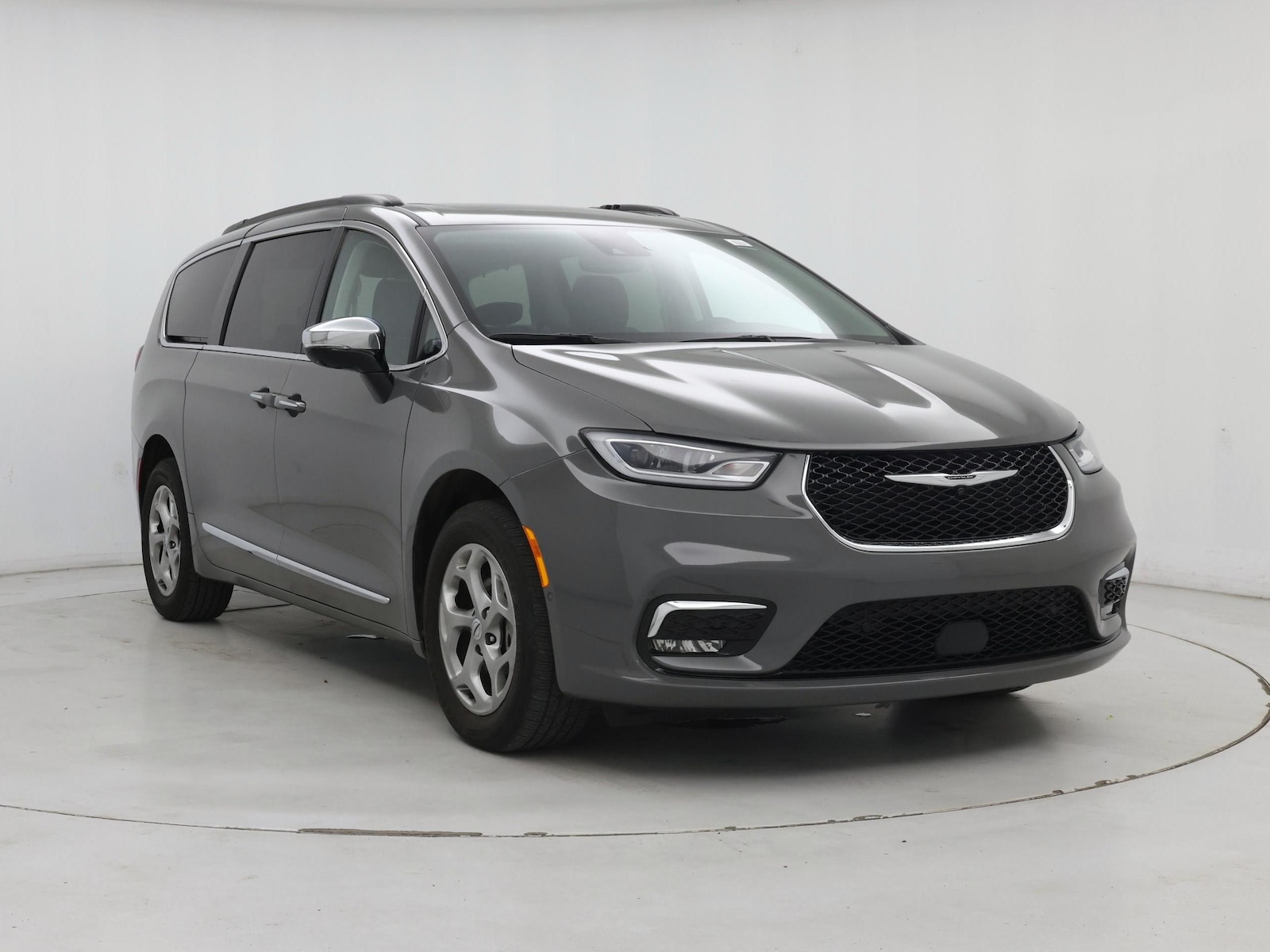 2023 Chrysler Pacifica Limited - Photo 2