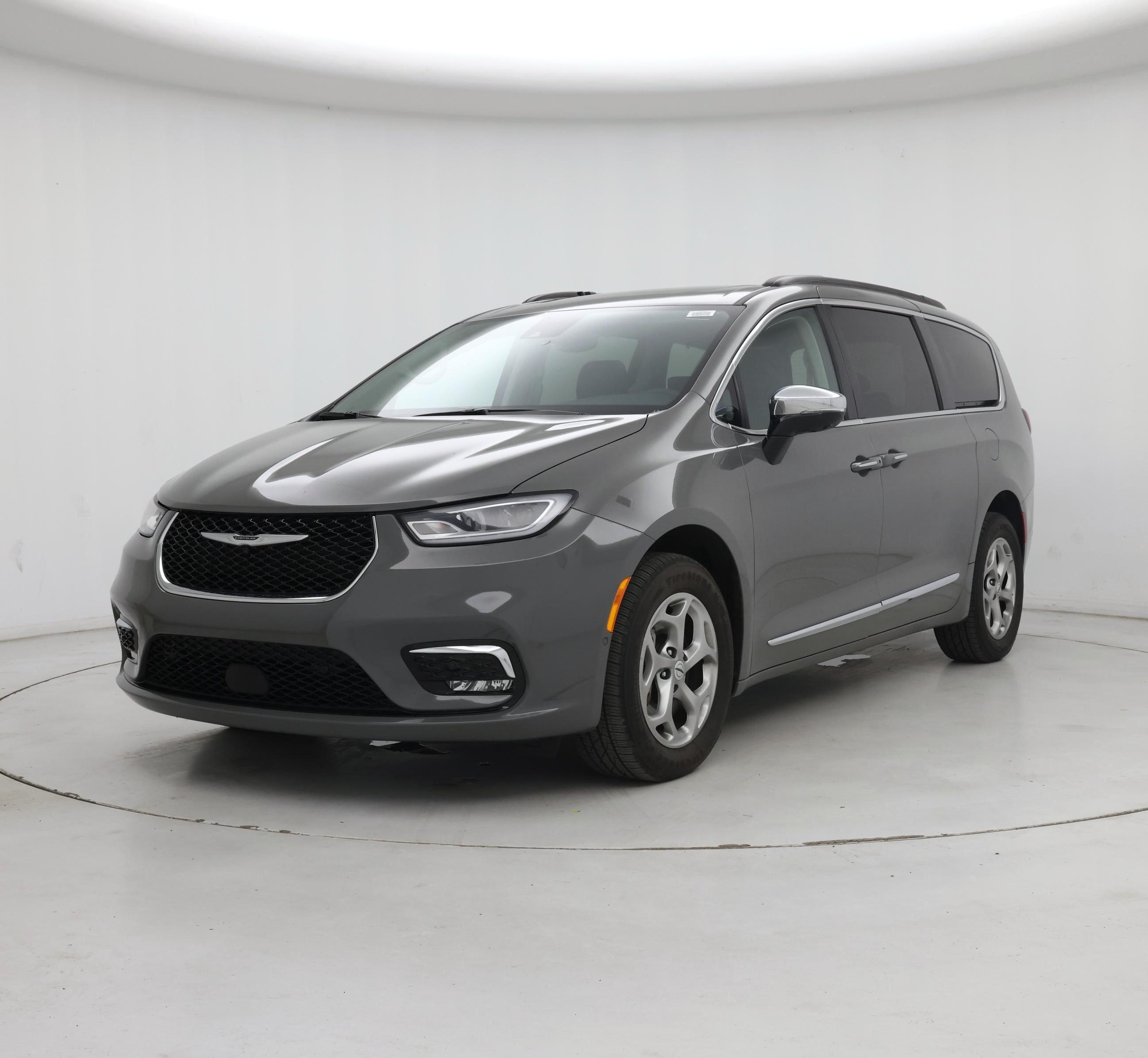 Thumbnail: 2023 Chrysler Pacifica - 4