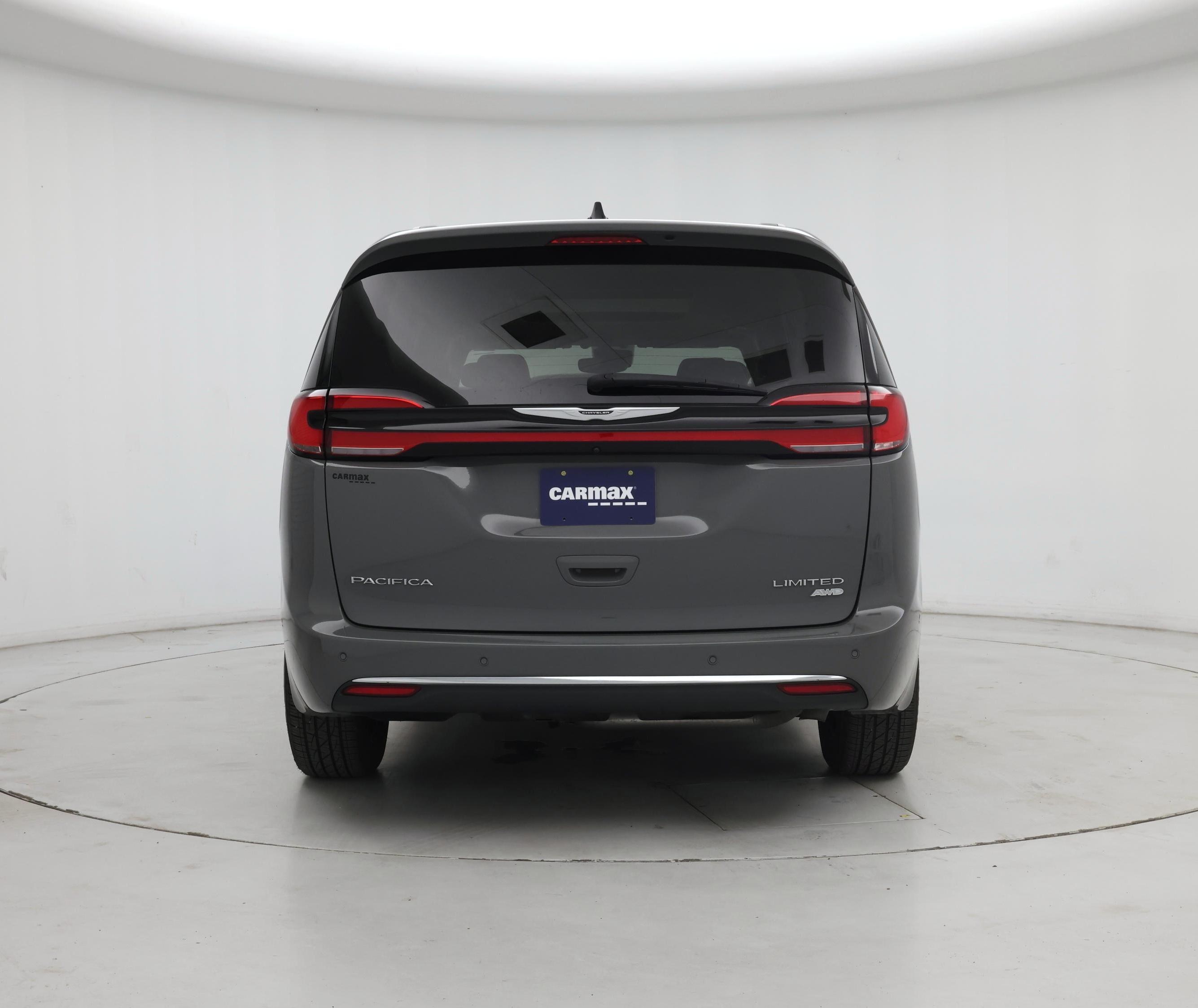 Thumbnail: 2023 Chrysler Pacifica - 6