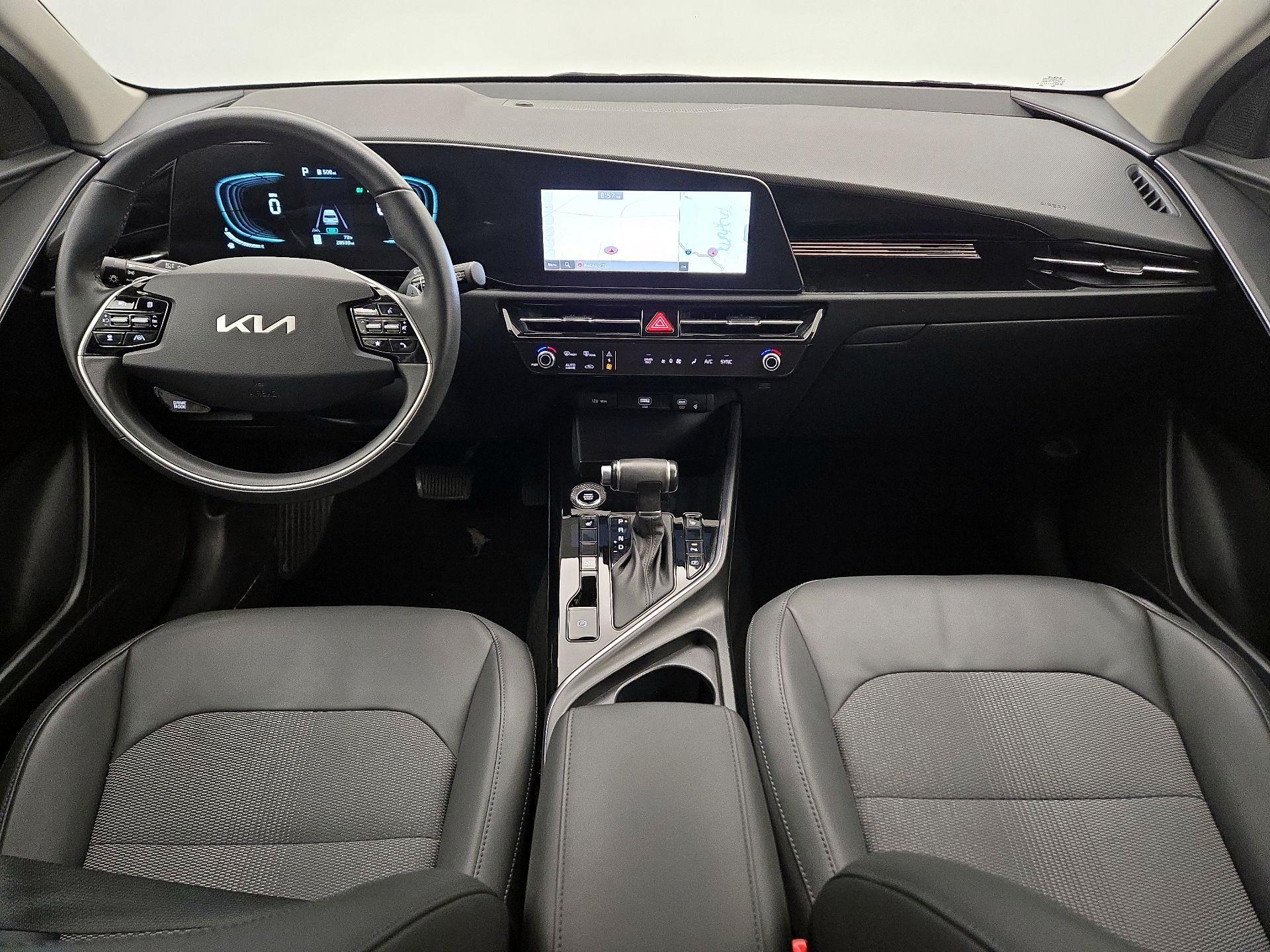 Thumbnail: 2023 Kia Niro - 9