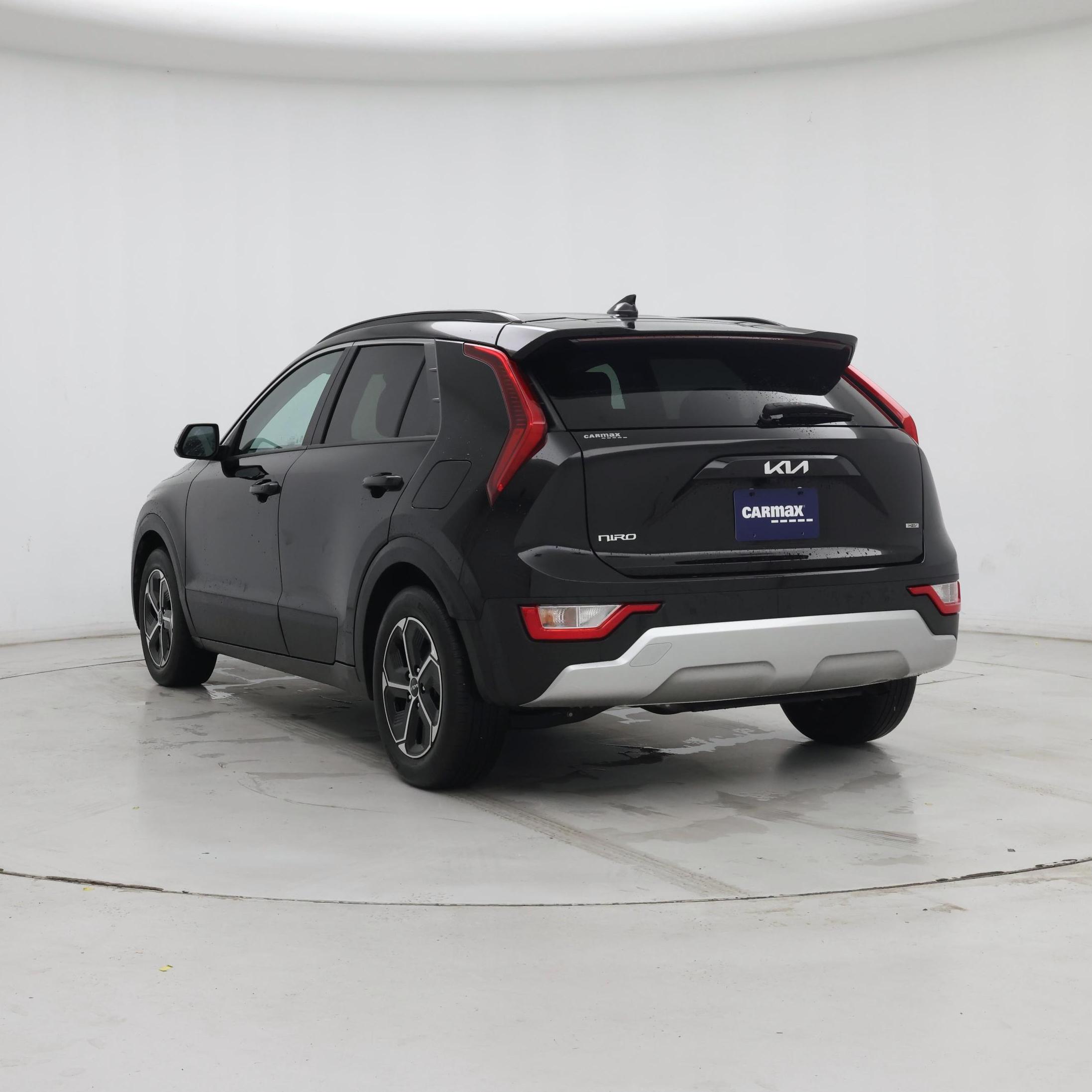Thumbnail: 2023 Kia Niro - 2