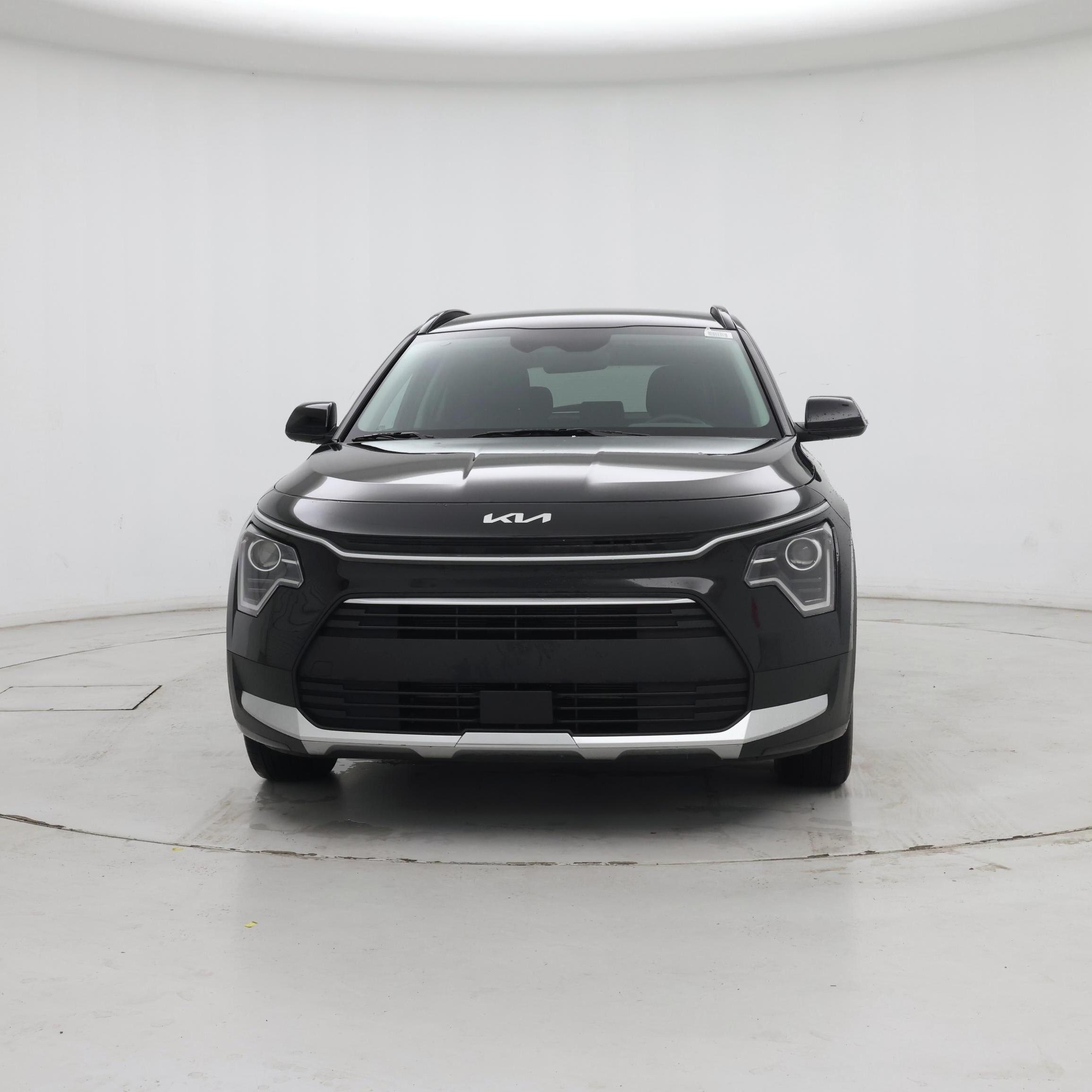 Thumbnail: 2023 Kia Niro - 5