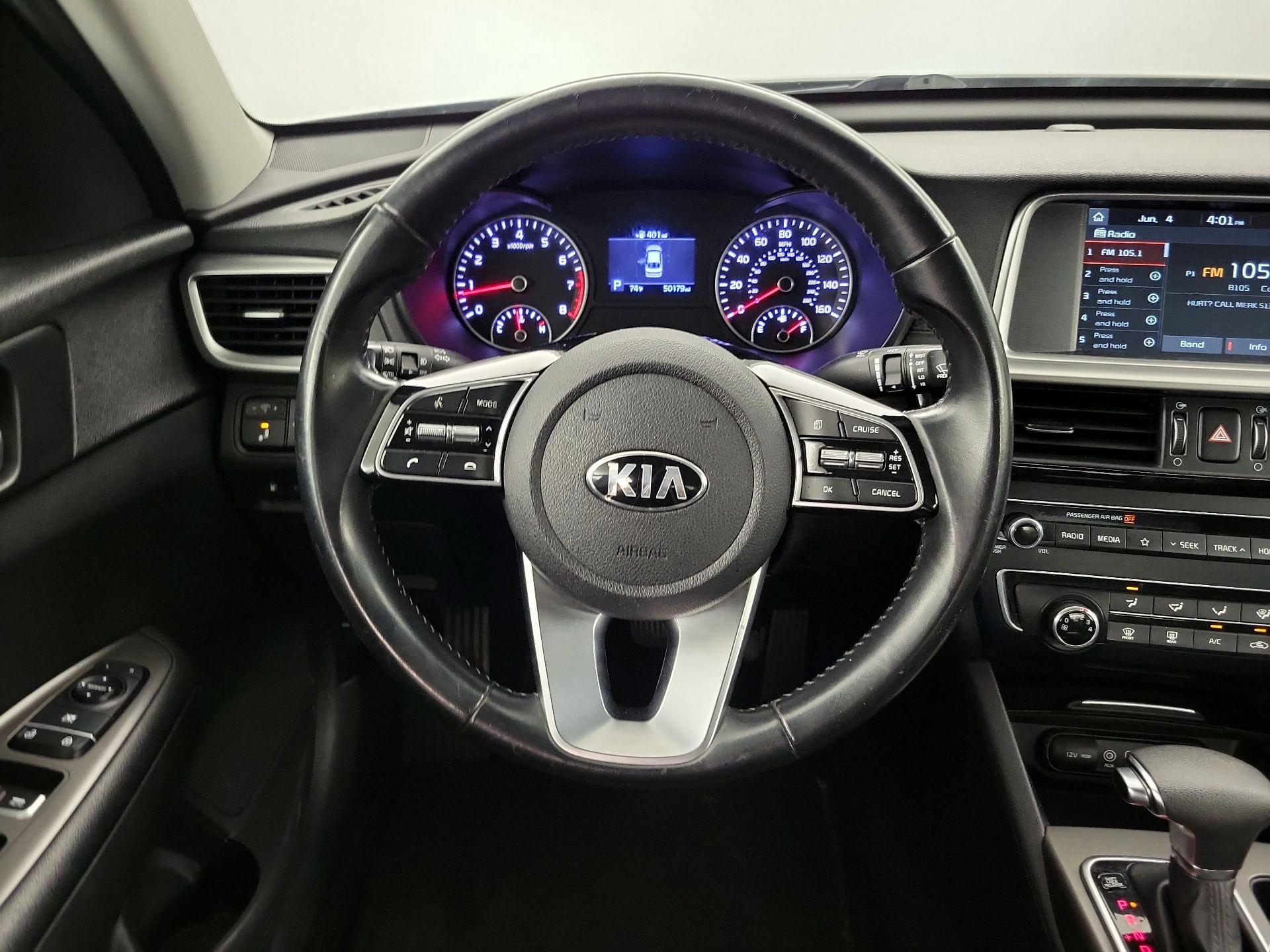 Thumbnail: 2020 Kia Optima - 10