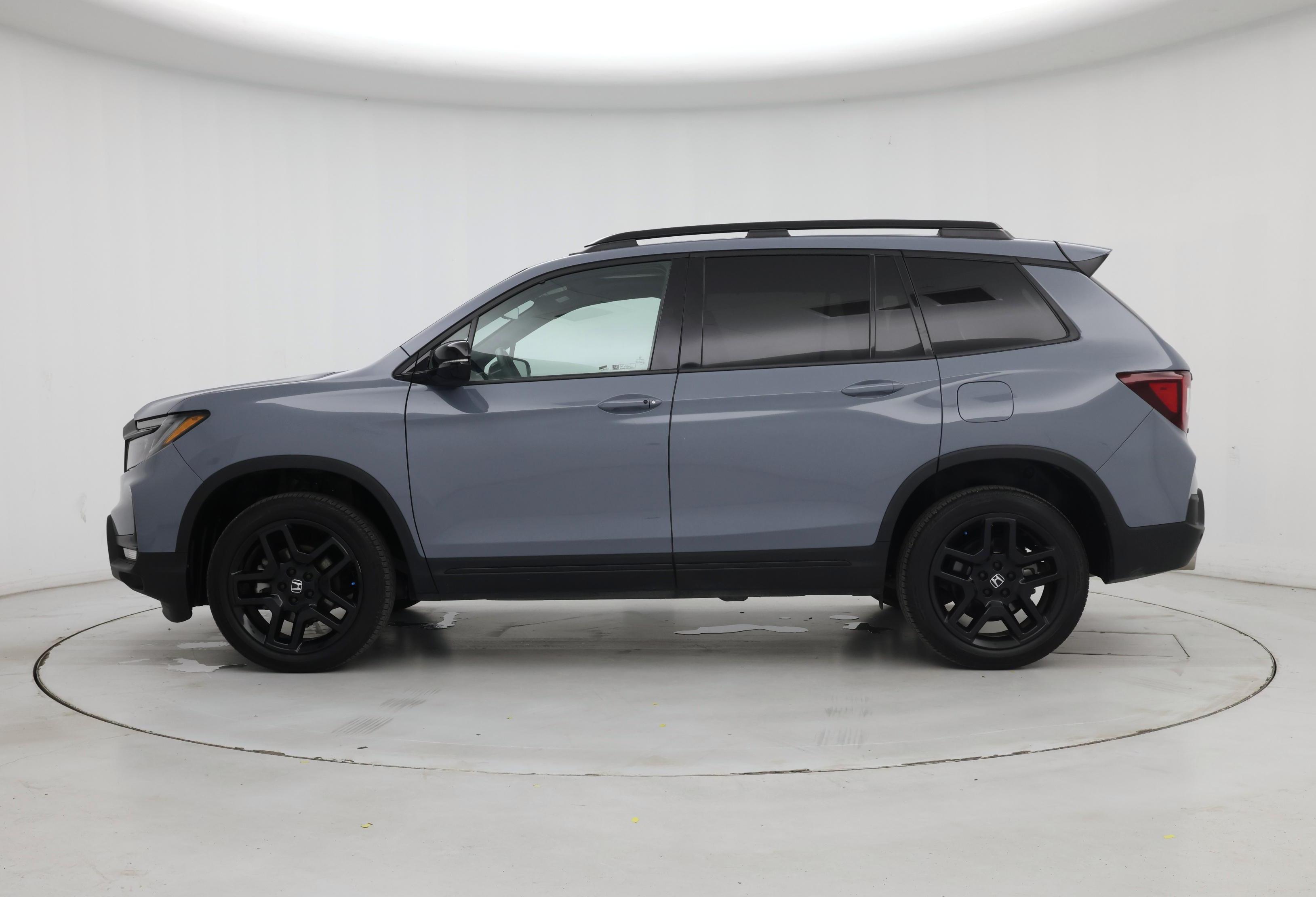 Thumbnail: 2025 Honda Passport - 3