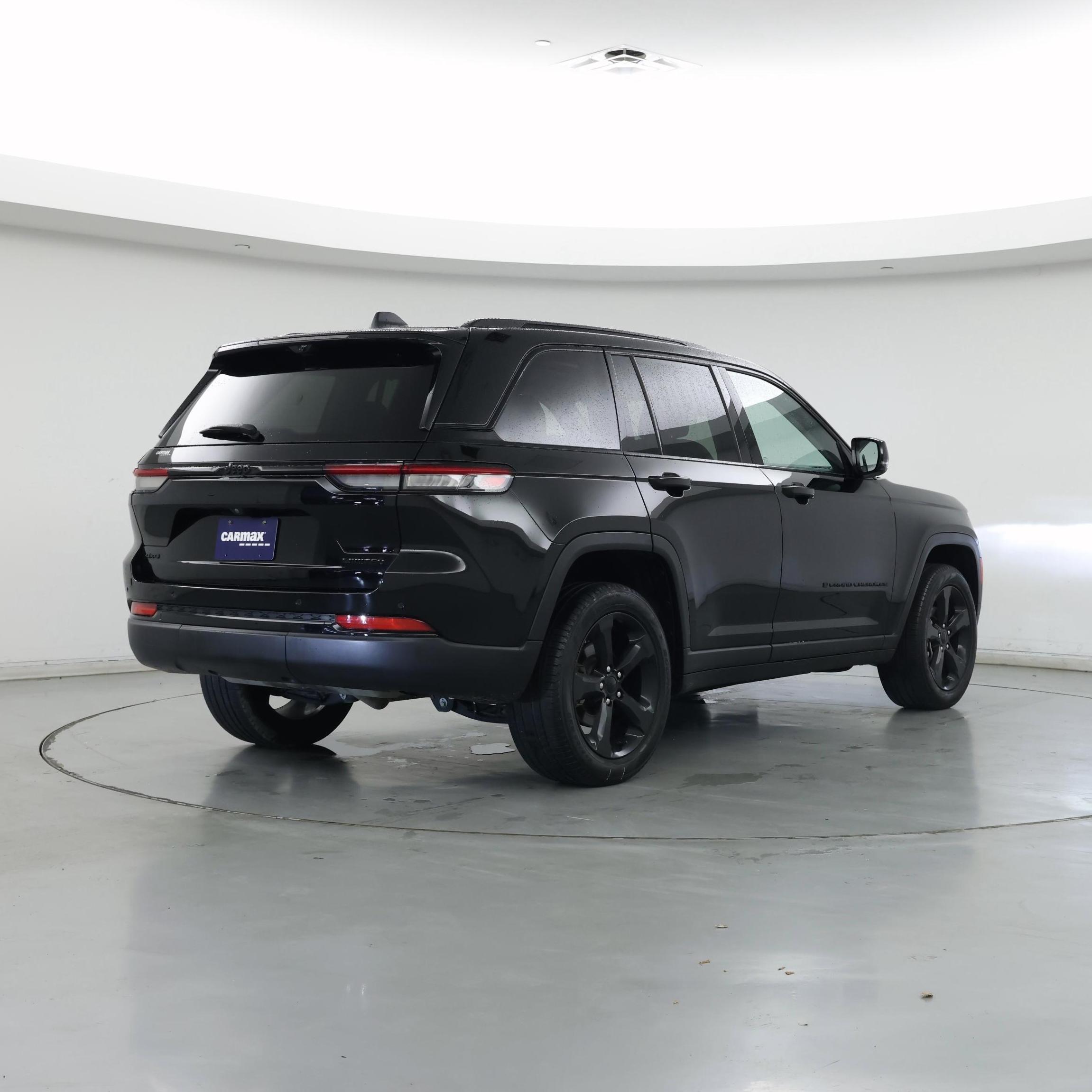Thumbnail: 2023 Jeep Grand Cherokee - 8
