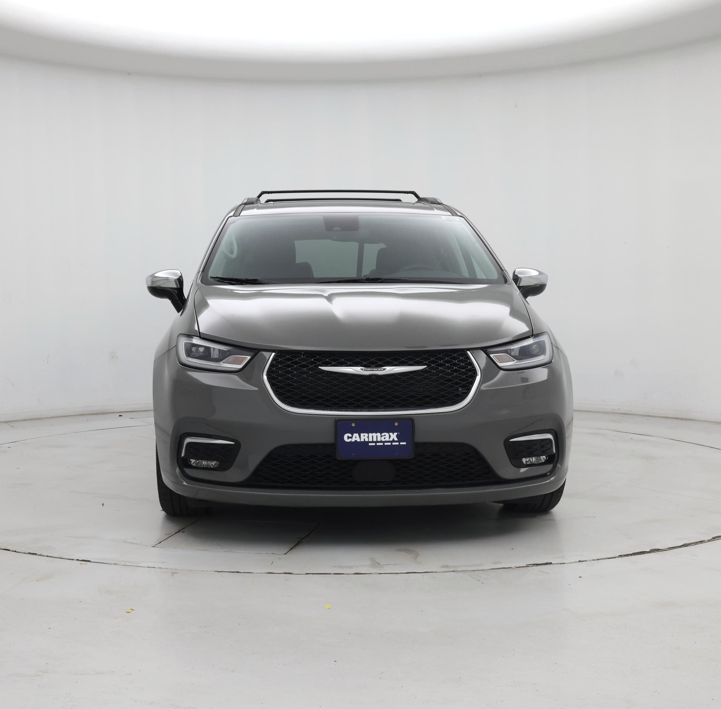 Thumbnail: 2023 Chrysler Pacifica - 5
