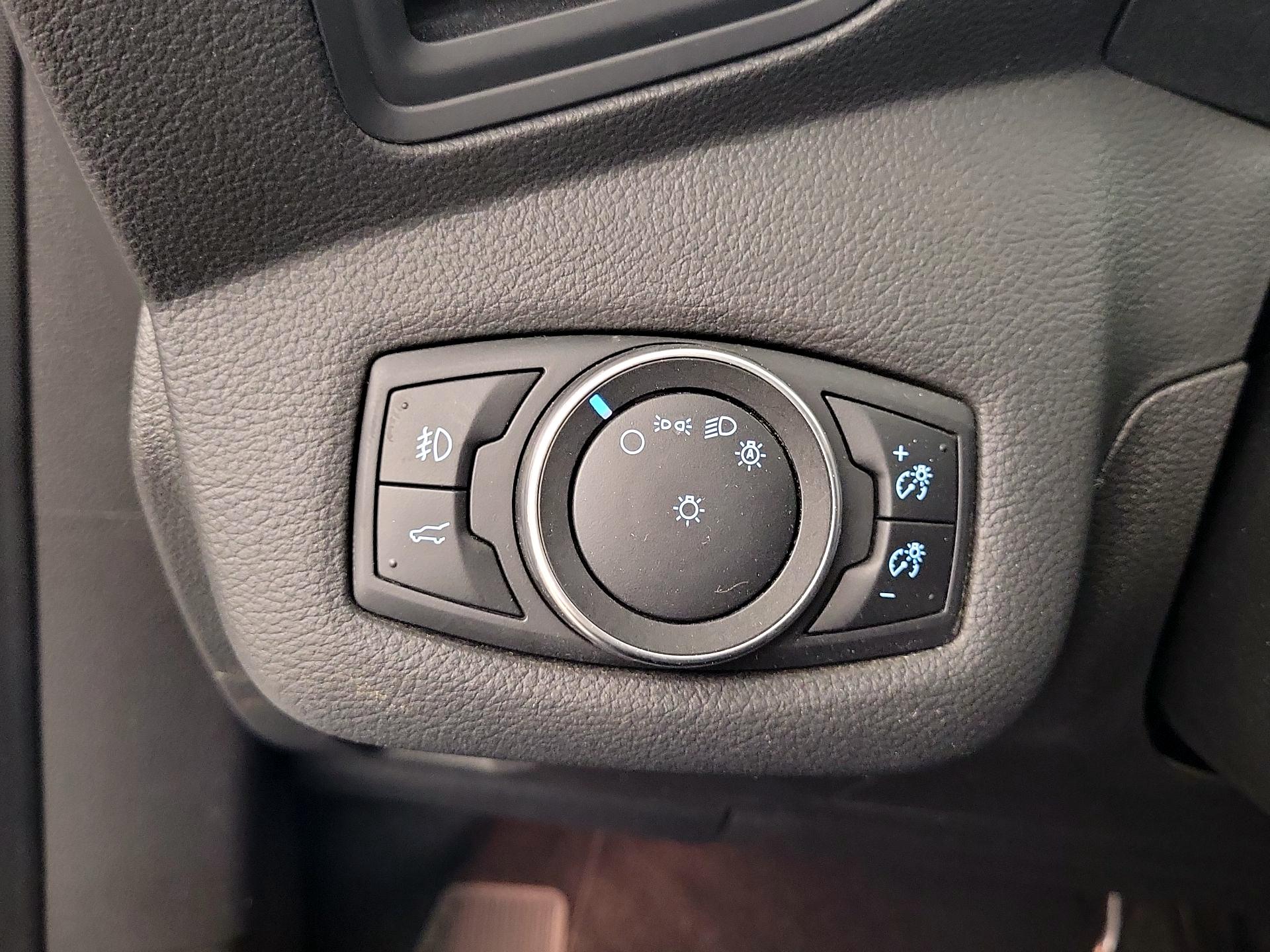 Thumbnail: 2017 Ford Escape - 13