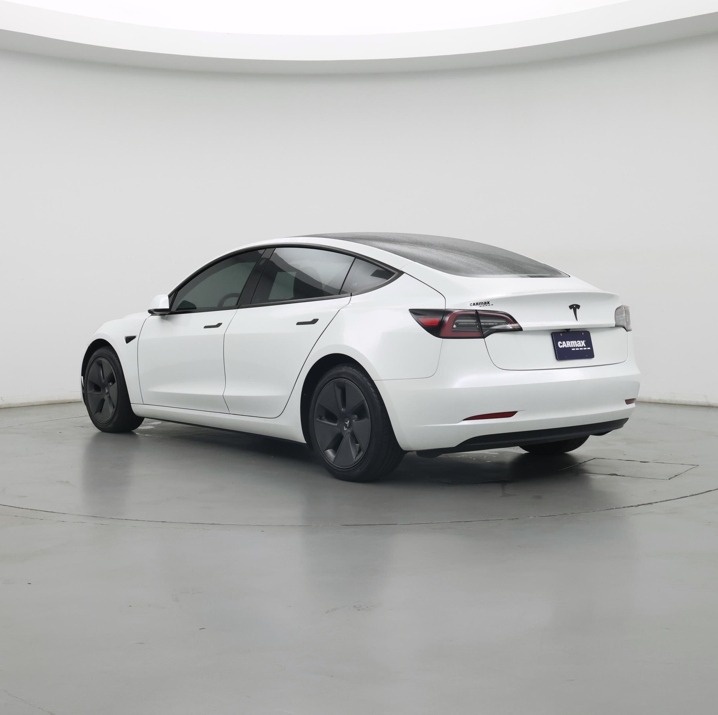 Thumbnail: 2023 Tesla Model 3 - 2