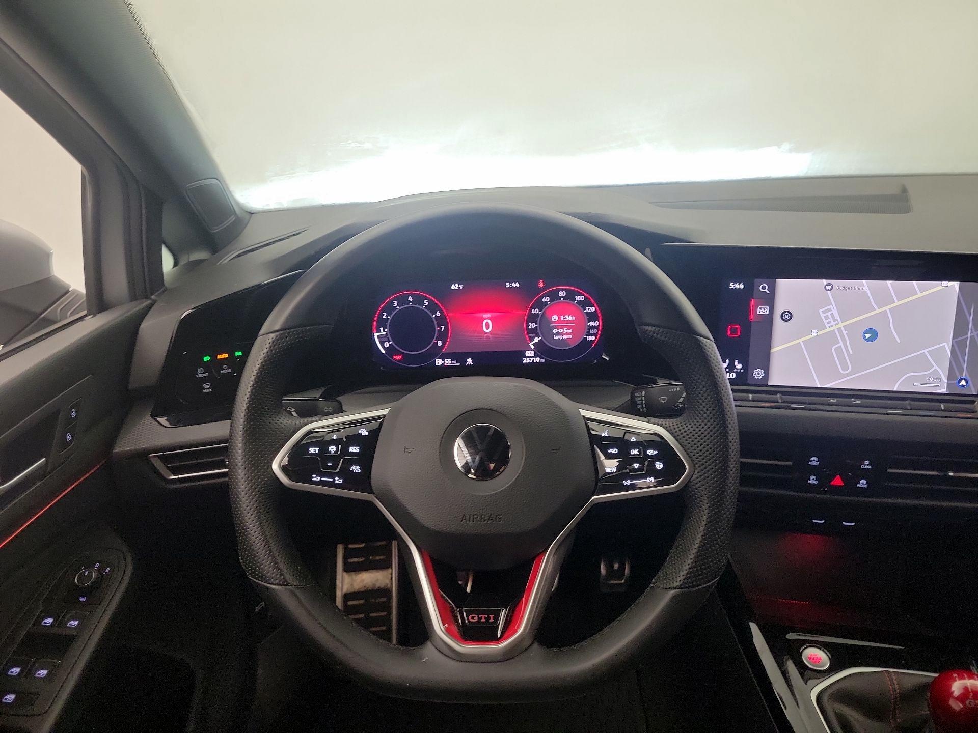 Thumbnail: 2023 Volkswagen Golf - 10
