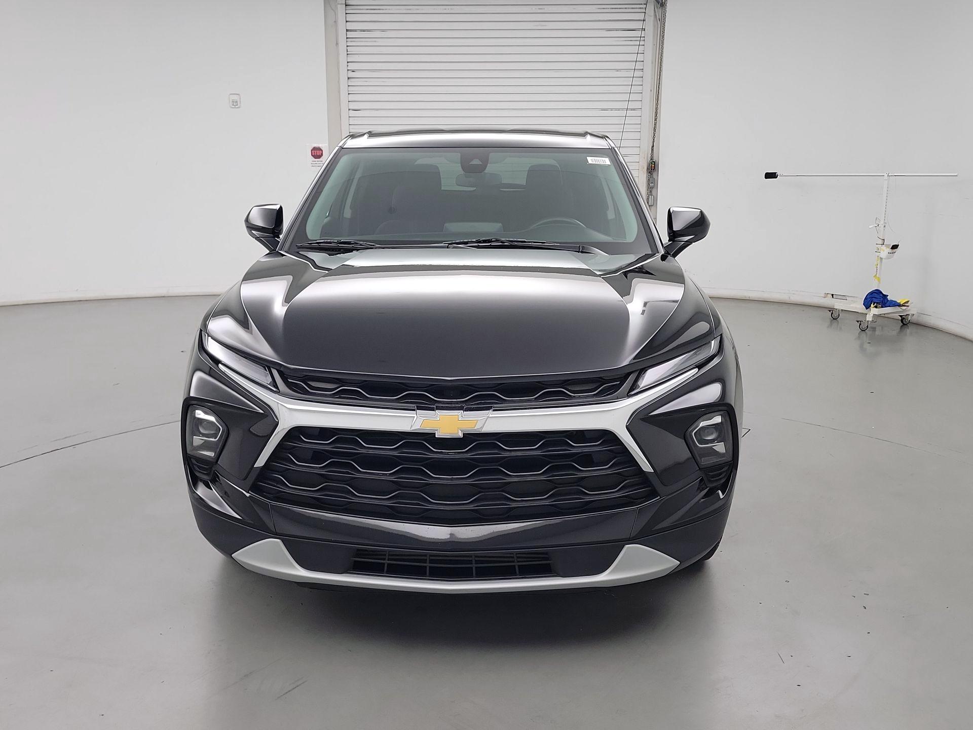 Thumbnail: 2023 Chevrolet Blazer - 2